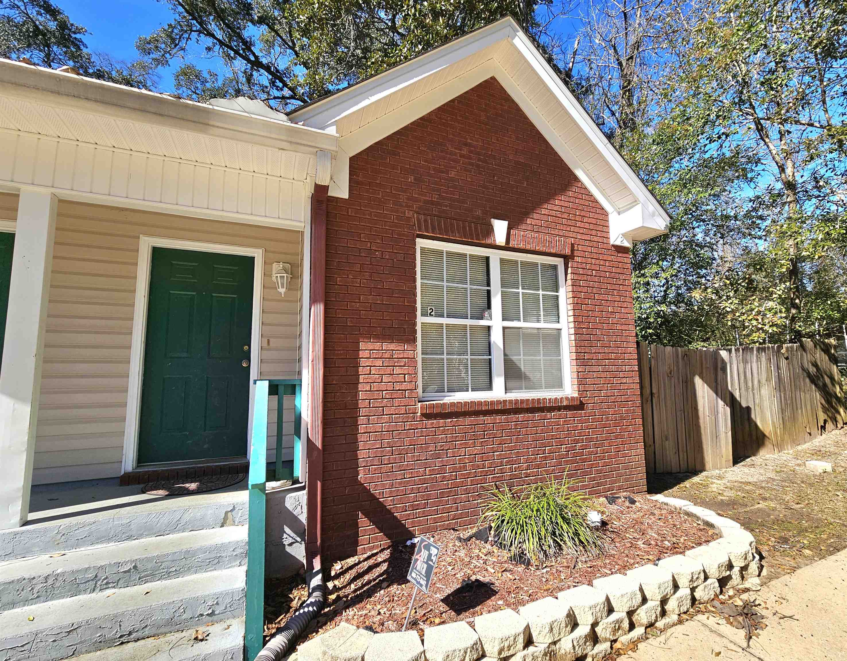 1926 Fannie Drive,TALLAHASSEE,Florida 32303,3 Bedrooms Bedrooms,3 BathroomsBathrooms,Townhouse,1926 Fannie Drive,367968