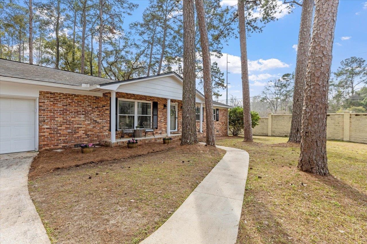 1921 LEONE Drive,TALLAHASSEE,Florida 32308,4 Bedrooms Bedrooms,2 BathroomsBathrooms,Detached single family,1921 LEONE Drive,369164