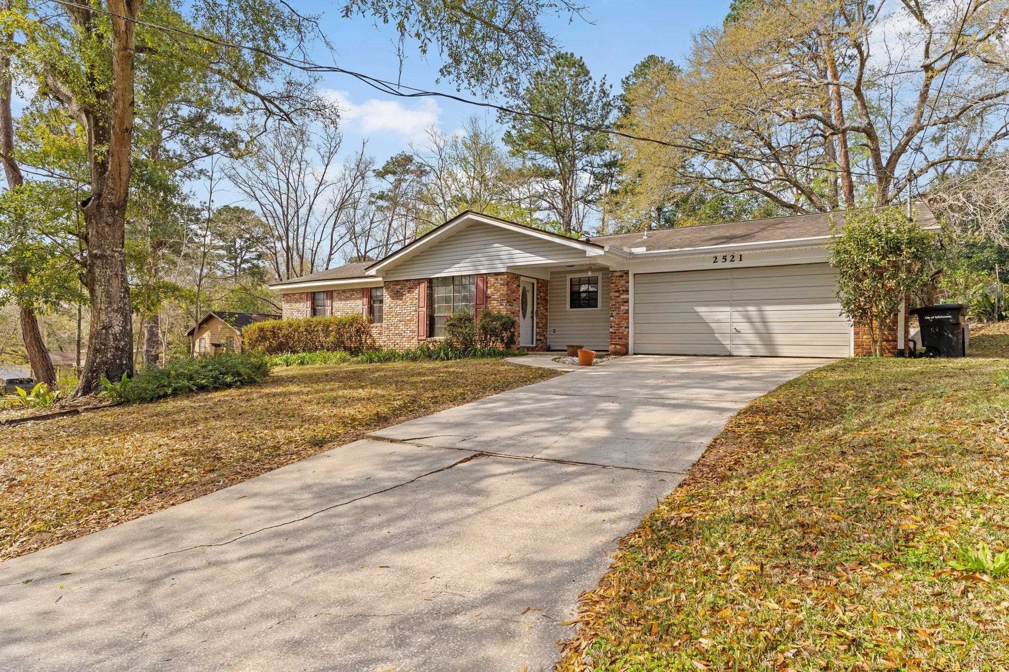 2521 WHISPER Way,TALLAHASSEE,Florida 32308,3 Bedrooms Bedrooms,2 BathroomsBathrooms,Detached single family,2521 WHISPER Way,369168