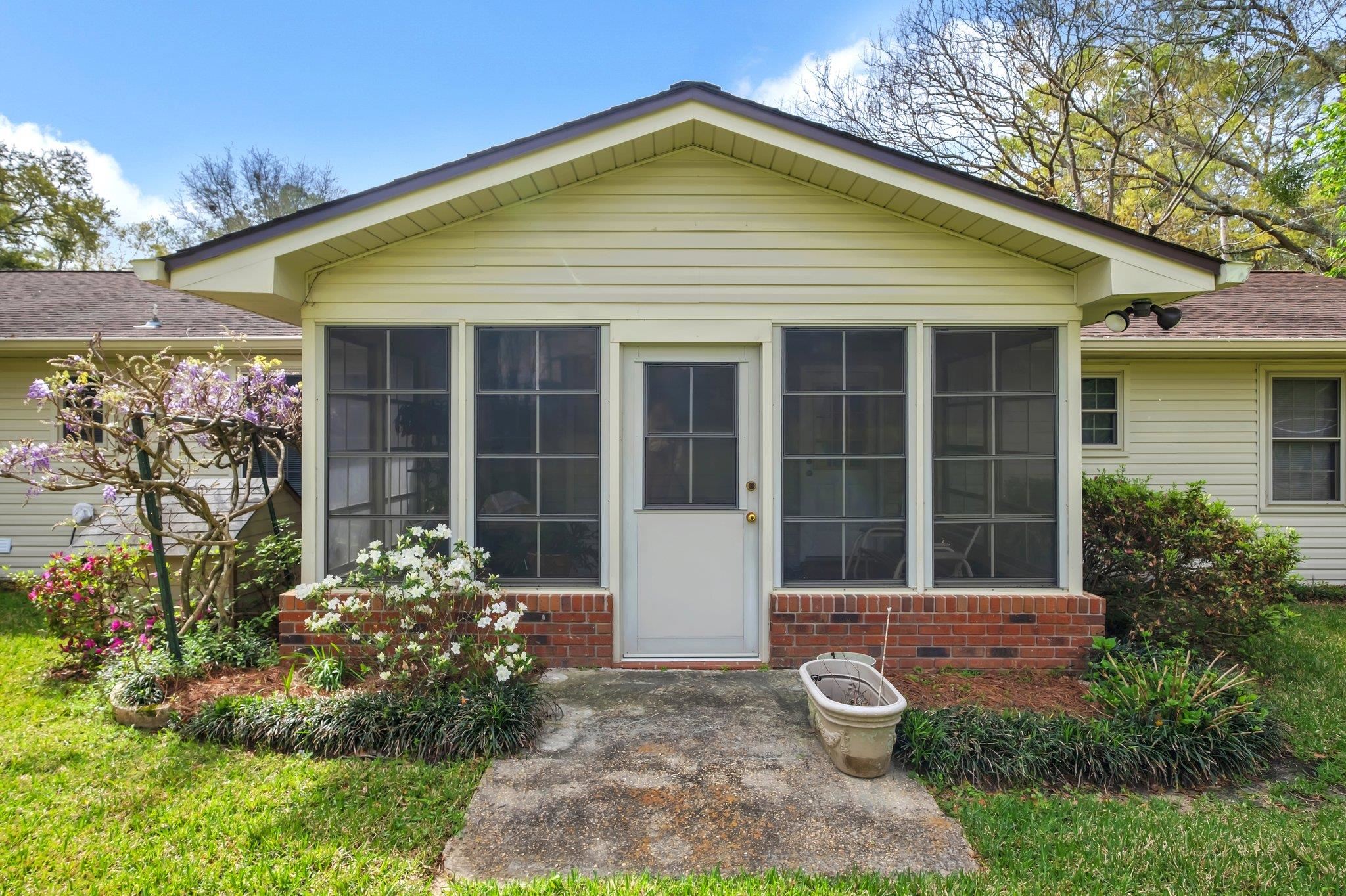6754 Alan A Dale Trail,TALLAHASSEE,Florida 32309,3 Bedrooms Bedrooms,2 BathroomsBathrooms,Detached single family,6754 Alan A Dale Trail,369642