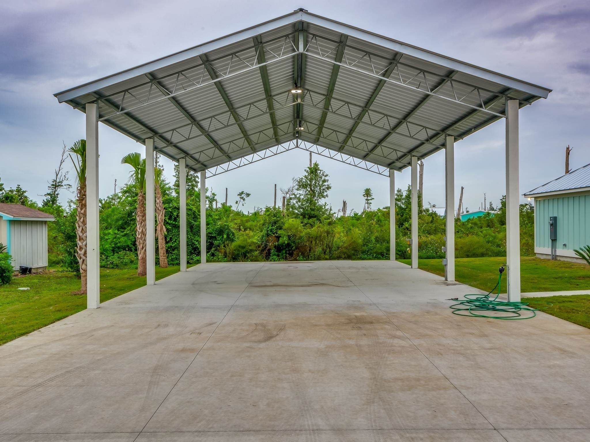 405 Arizona Drive,MEXICO BEACH,Florida 32410,4 Bedrooms Bedrooms,3 BathroomsBathrooms,Detached single family,405 Arizona Drive,358710