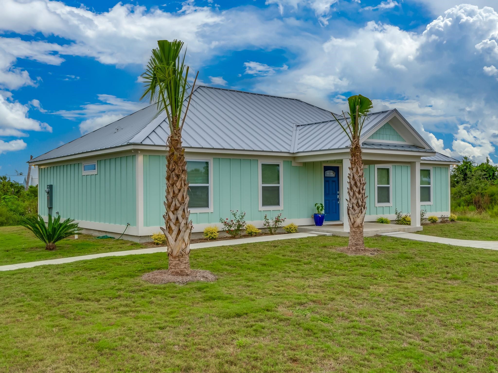 405 Arizona Drive,MEXICO BEACH,Florida 32410,4 Bedrooms Bedrooms,3 BathroomsBathrooms,Detached single family,405 Arizona Drive,358710