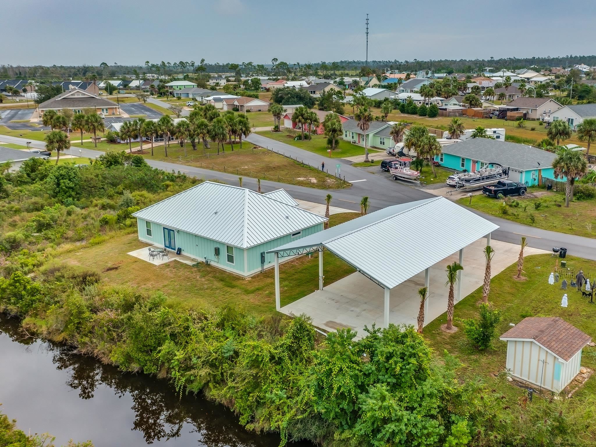 405 Arizona Drive,MEXICO BEACH,Florida 32410,4 Bedrooms Bedrooms,3 BathroomsBathrooms,Detached single family,405 Arizona Drive,358710