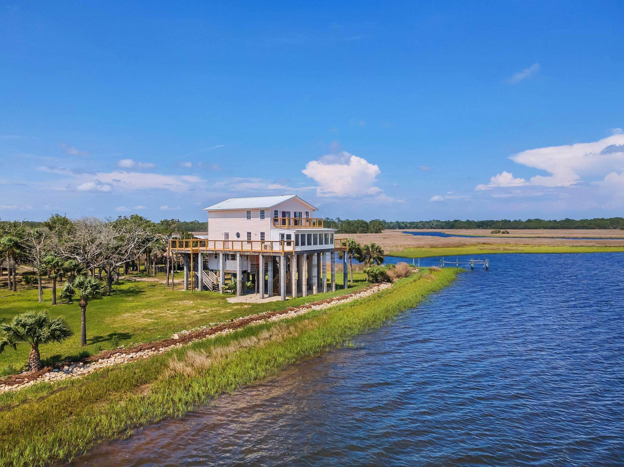 20470 Marina Road,KEATON BEACH,Florida 32348,4 Bedrooms Bedrooms,3 BathroomsBathrooms,Detached single family,20470 Marina Road,359056