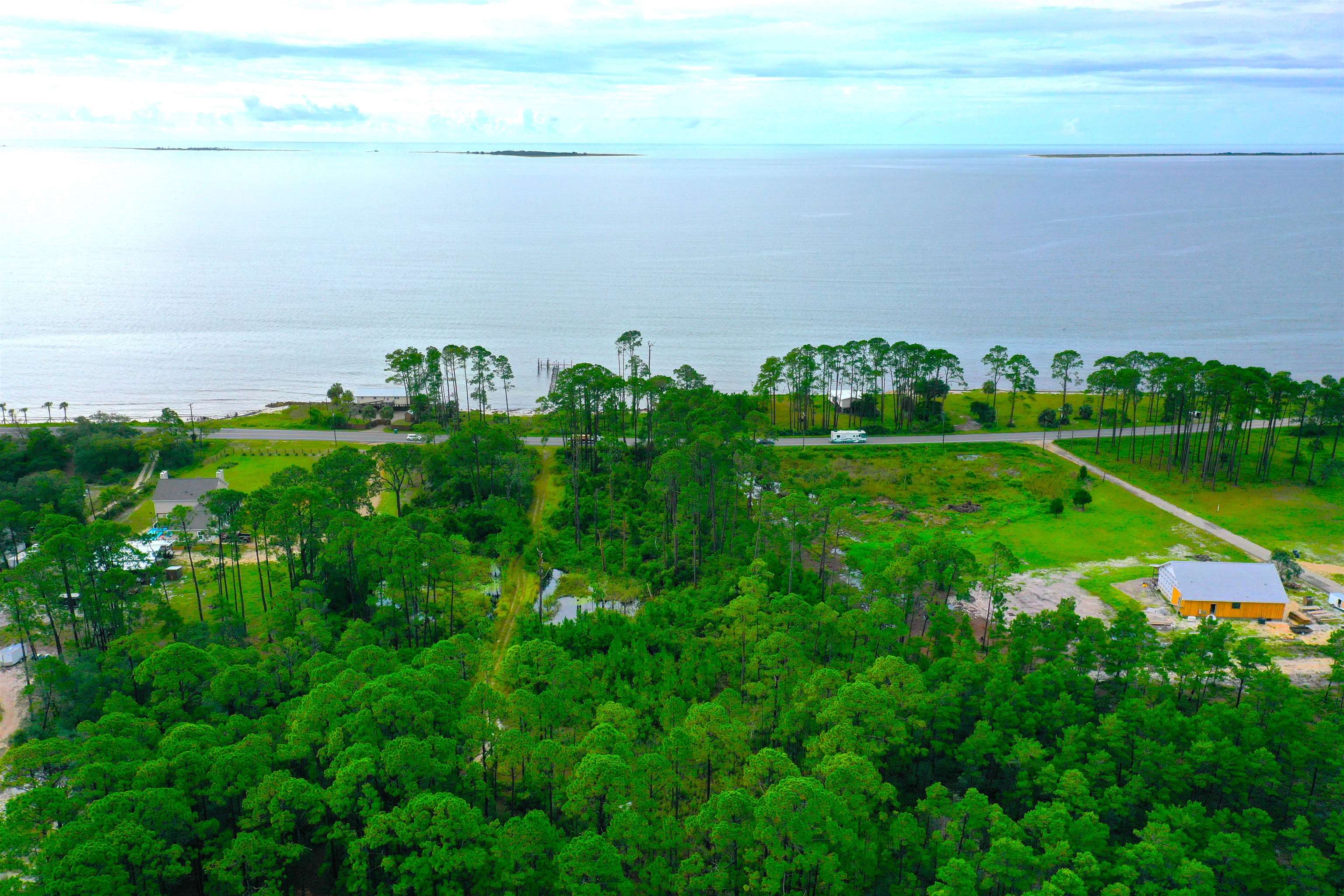 2137 98,CARRABELLE,Florida 32322,Lots and land,98,361602