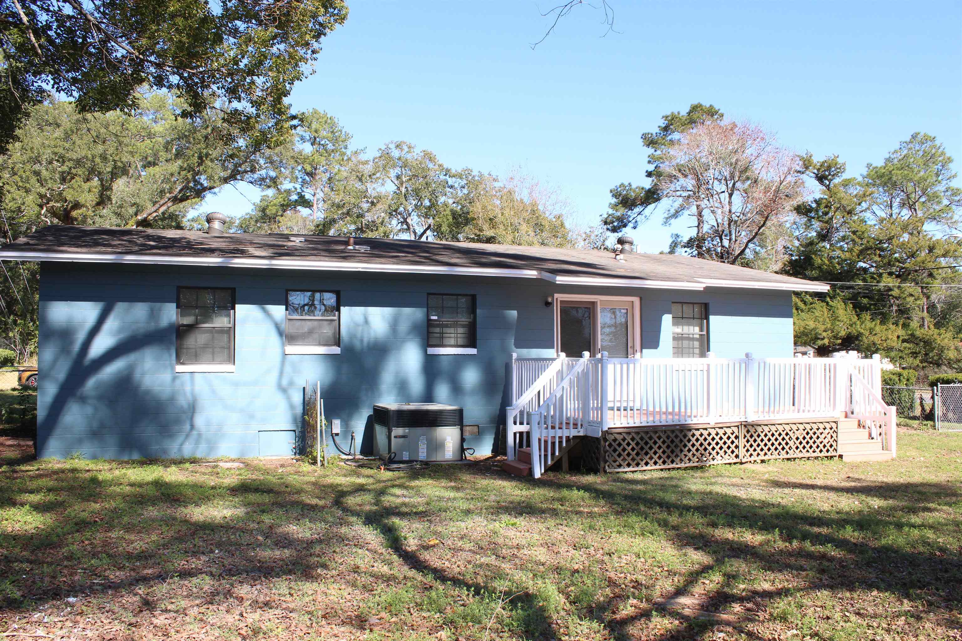 313 Kux Avenue,TALLAHASSEE,Florida 32301,3 Bedrooms Bedrooms,1 BathroomBathrooms,Detached single family,313 Kux Avenue,368060