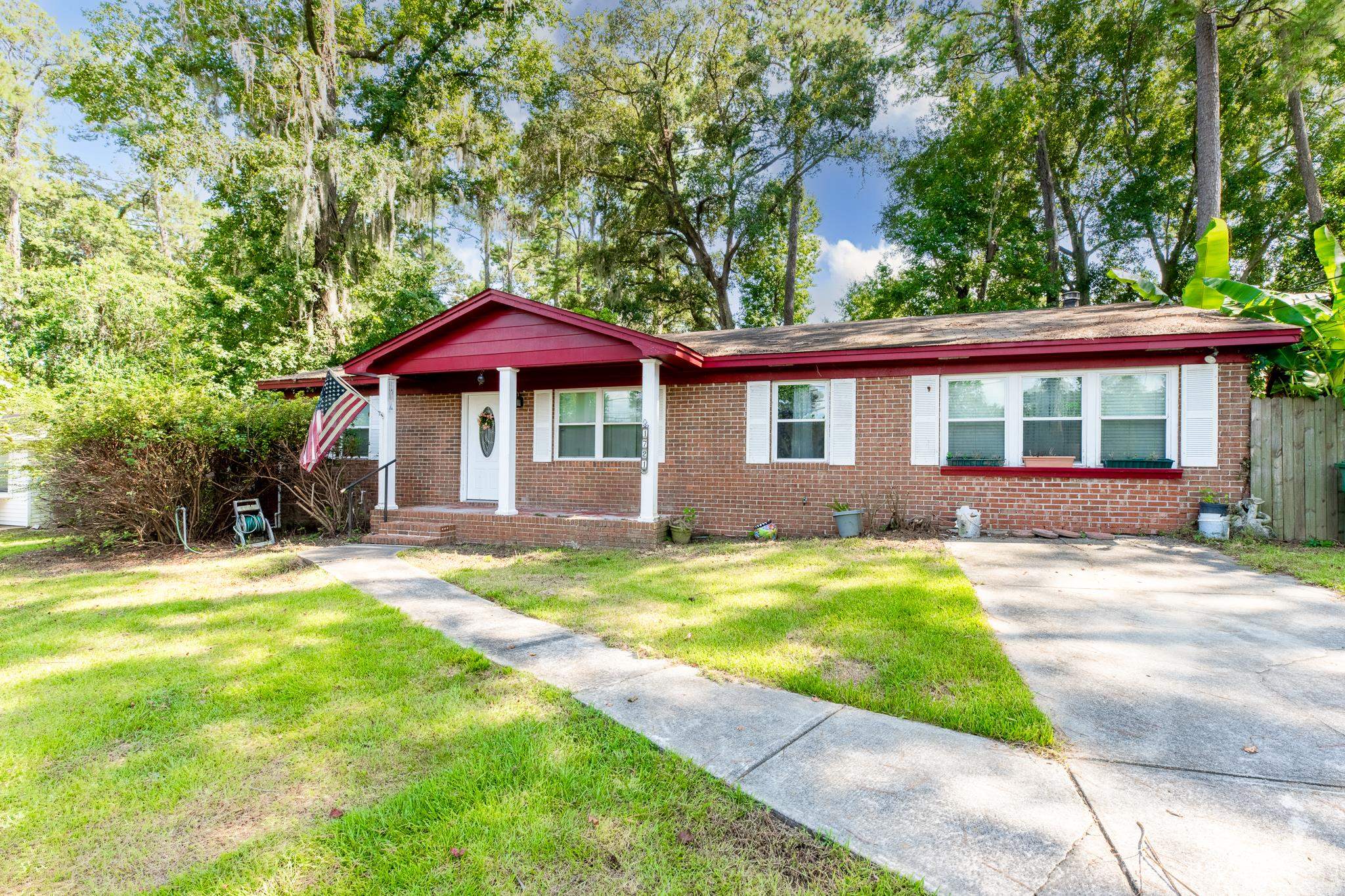 1721 Talpeco Road,TALLAHASSEE,Florida 32303,3 Bedrooms Bedrooms,1 BathroomBathrooms,Detached single family,1721 Talpeco Road,365370