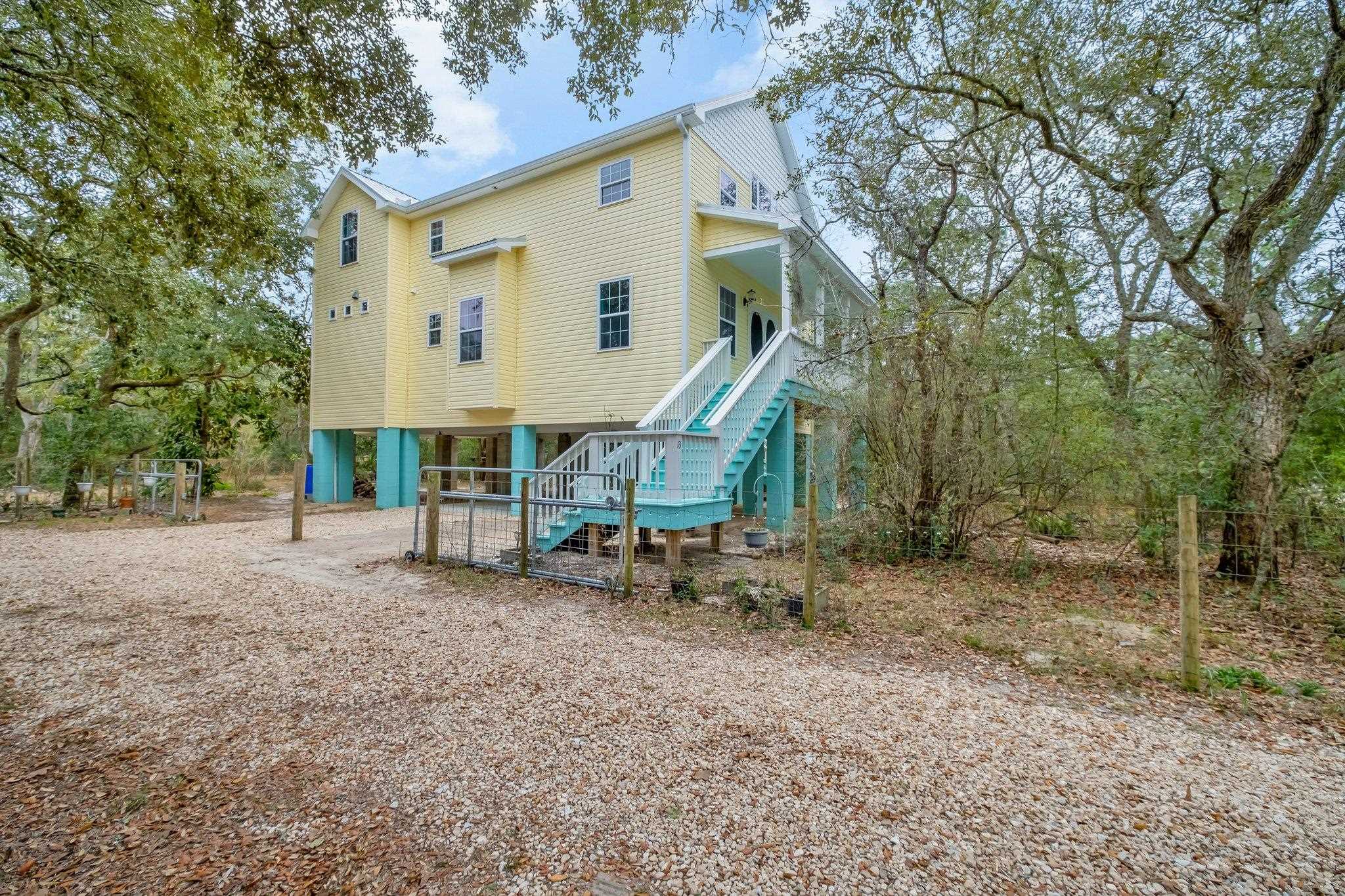 13 Aucilla Street,PANACEA,Florida 32346,2 Bedrooms Bedrooms,2 BathroomsBathrooms,Detached single family,13 Aucilla Street,369241