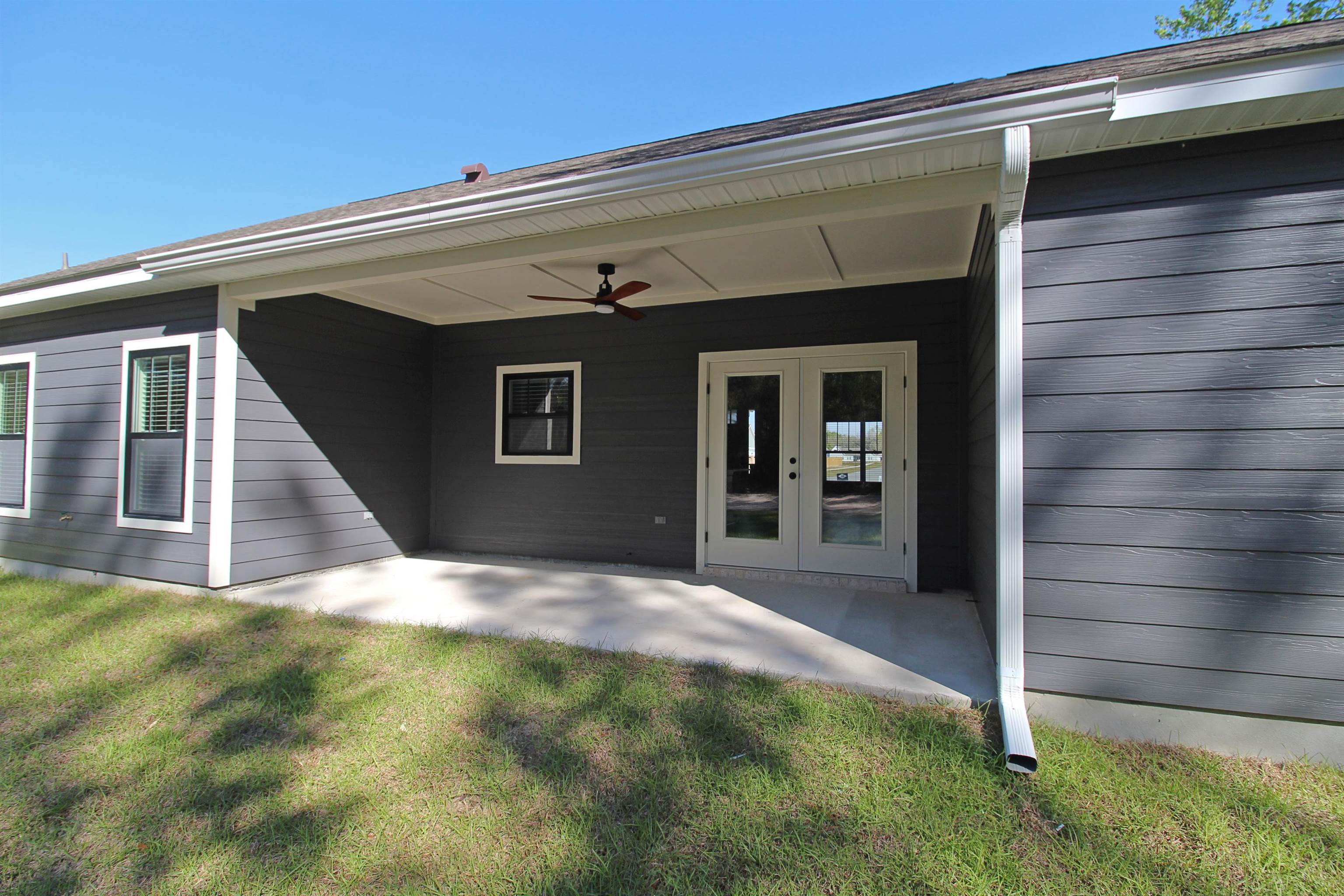 119 Shelby Drive,CRAWFORDVILLE,Florida 32327,3 Bedrooms Bedrooms,2 BathroomsBathrooms,Detached single family,119 Shelby Drive,369707