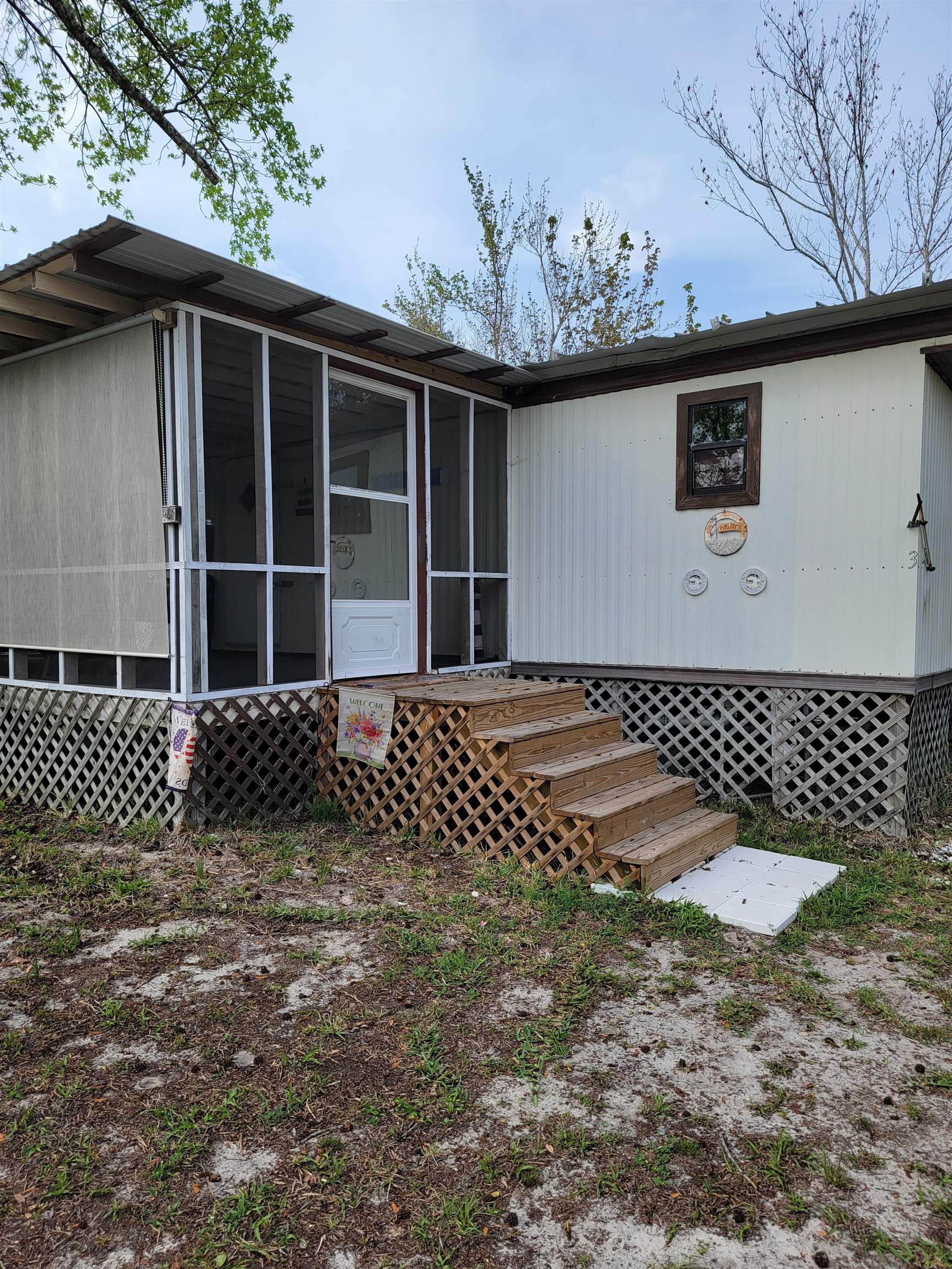 3 NE 4th Avenue,STEINHATCHEE,Florida 32359,3 Bedrooms Bedrooms,2 BathroomsBathrooms,Manuf/mobile home,3 NE 4th Avenue,365478