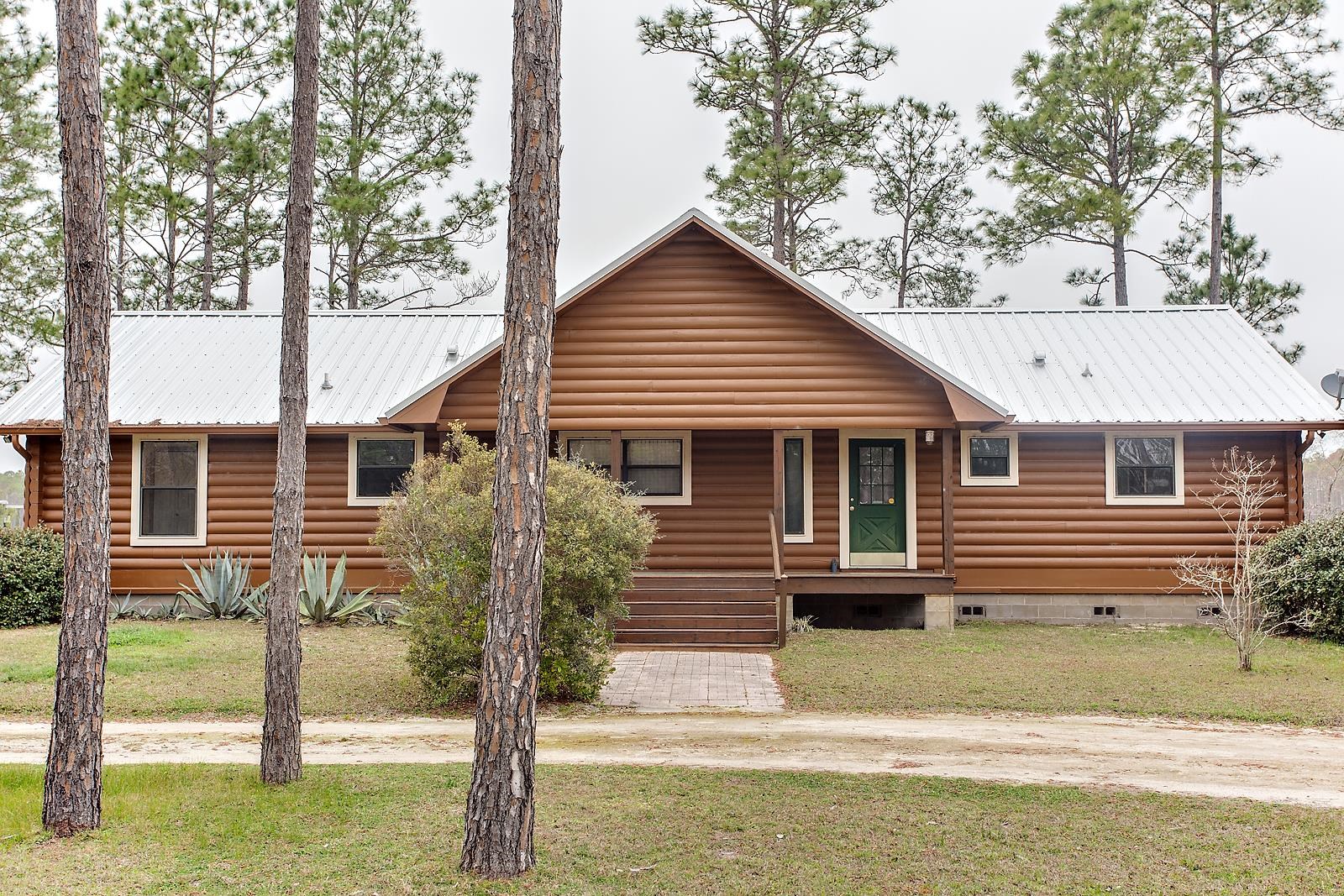 33 White Way,CARRABELLE,Florida 32322,3 Bedrooms Bedrooms,2 BathroomsBathrooms,Detached single family,33 White Way,369261