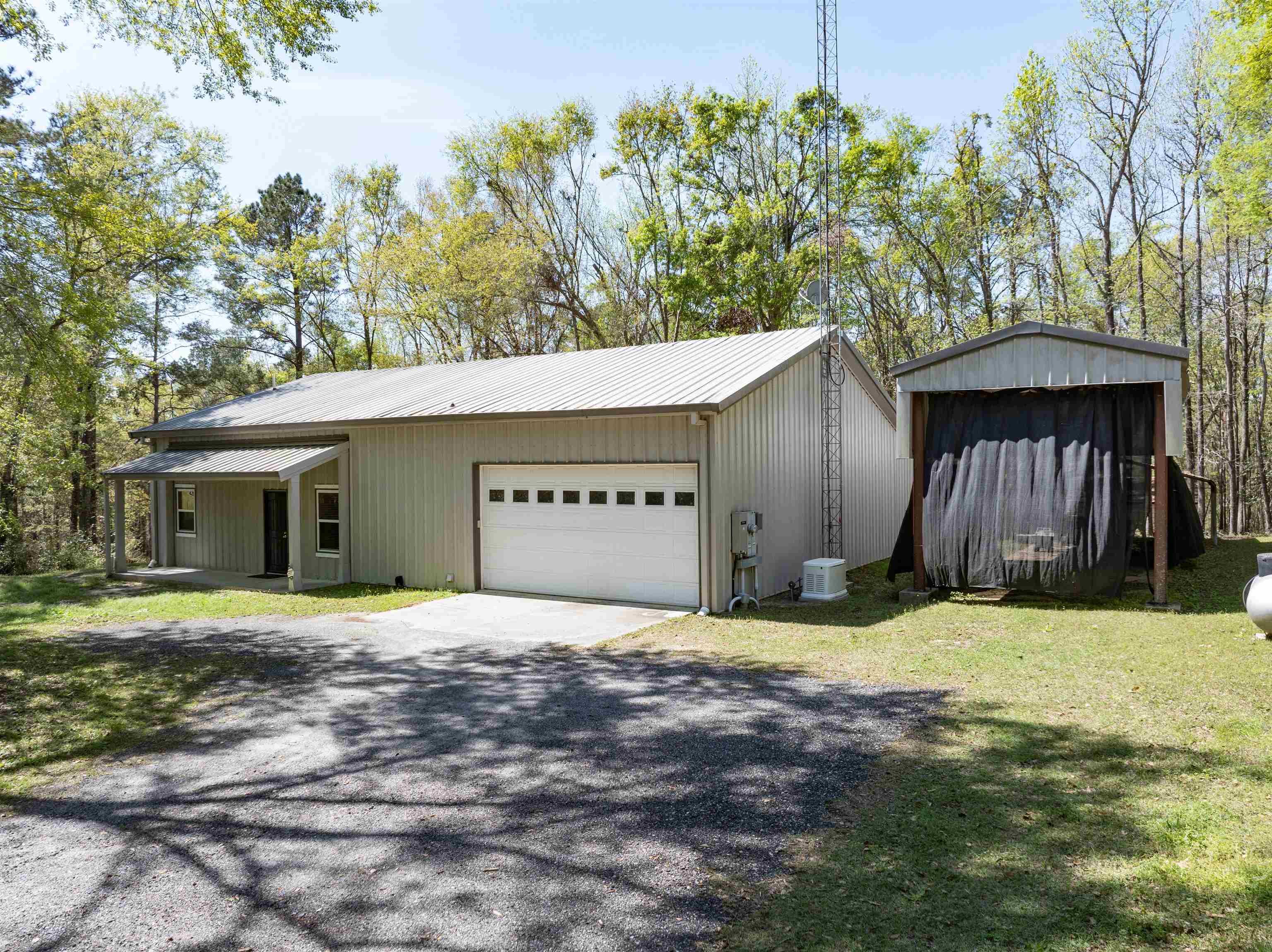 845 NW 16th Avenue,JENNINGS,Florida 32053,2 Bedrooms Bedrooms,2 BathroomsBathrooms,Detached single family,845 NW 16th Avenue,369719