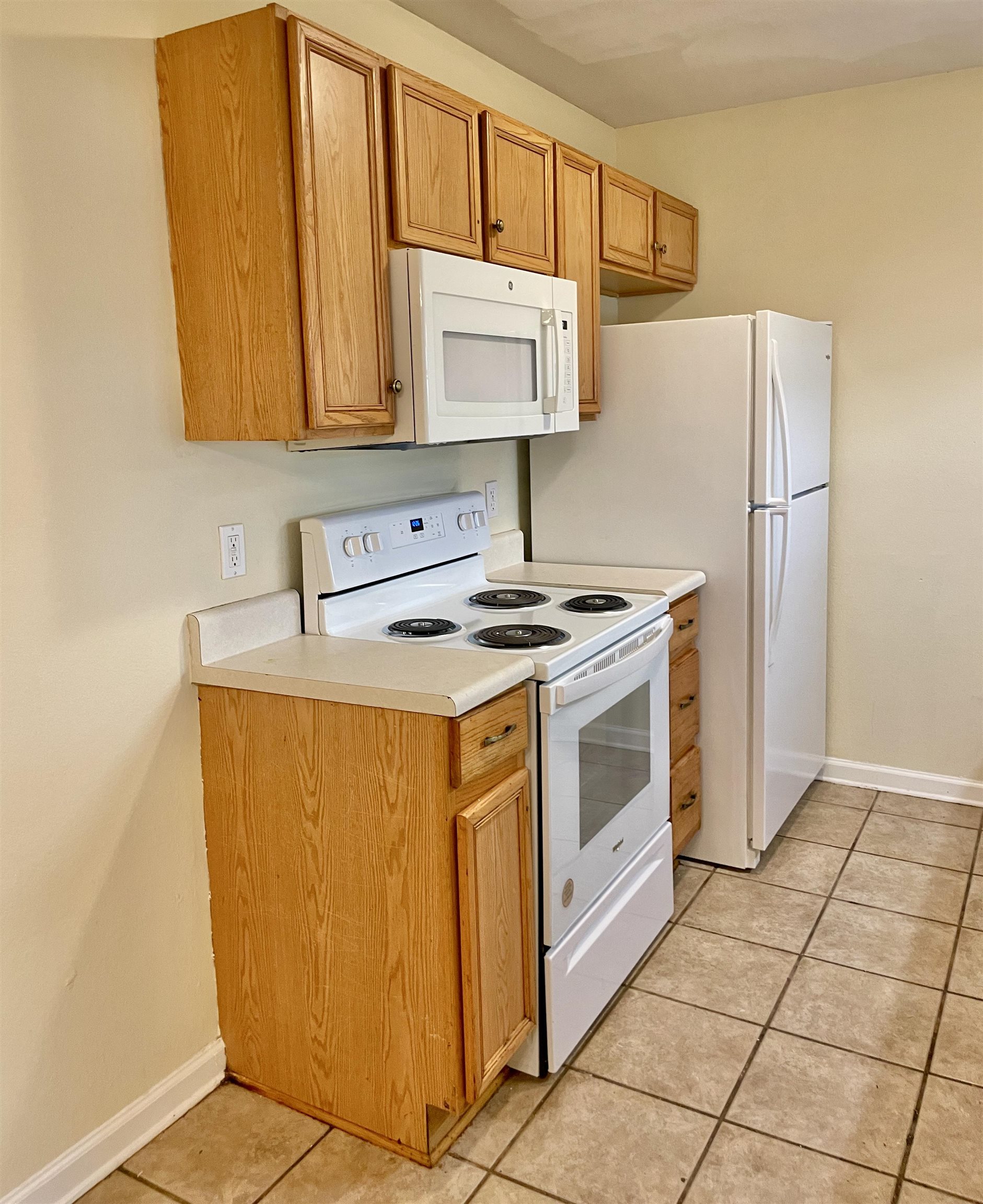2738 W Tharpe Streets,TALLAHASSEE,Florida 32303,3 Bedrooms Bedrooms,3 BathroomsBathrooms,Condo,2738 W Tharpe Streets,369723