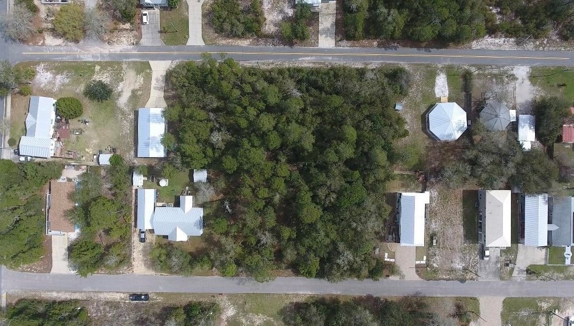 147 Illinois,LANARK VILLAGE,Florida 32323,Lots and land,Illinois,1,369525