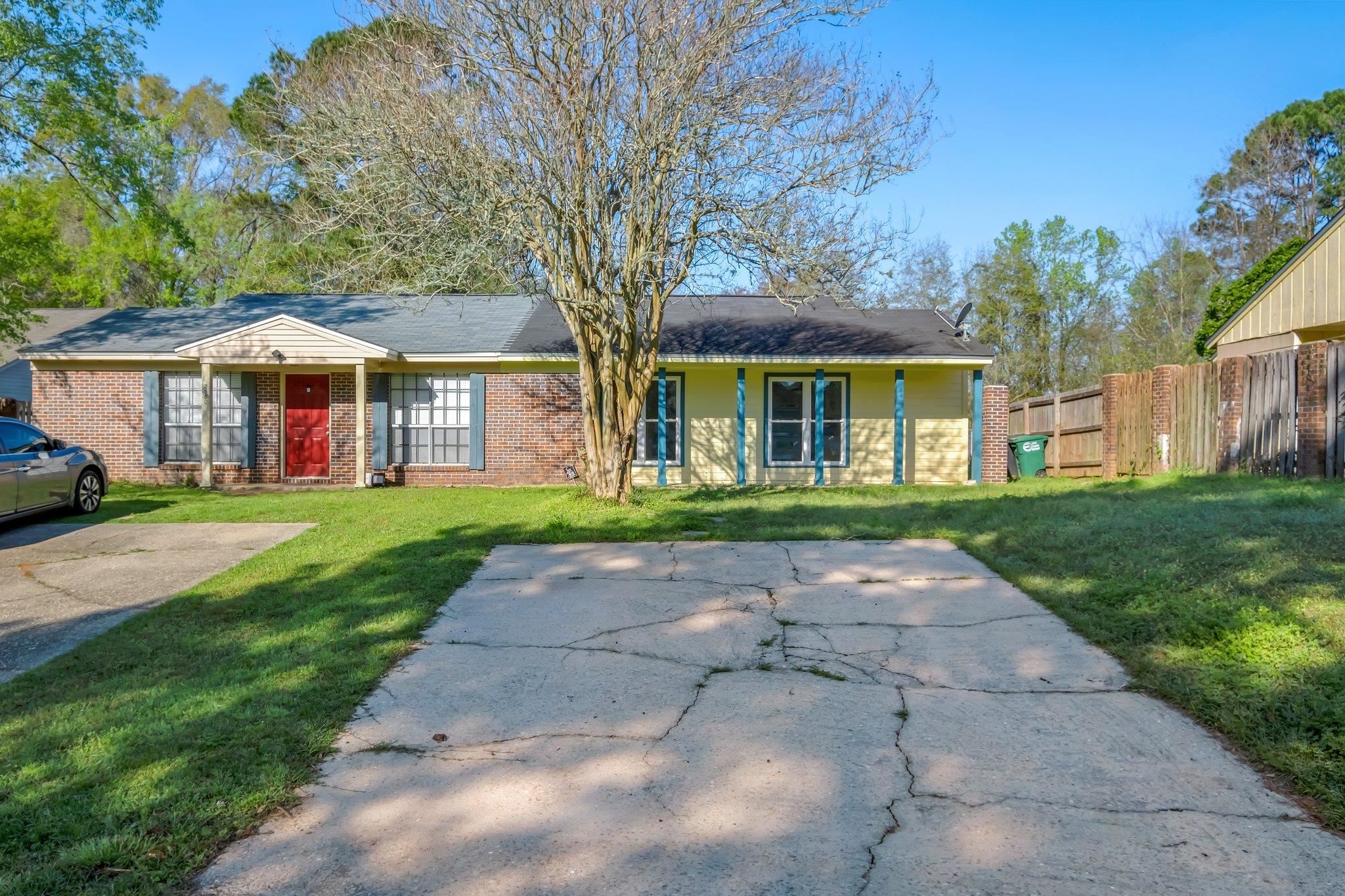 2582 Chateau Lane,TALLAHASSEE,Florida 32311,2 Bedrooms Bedrooms,1 BathroomBathrooms,Townhouse,2582 Chateau Lane,369739