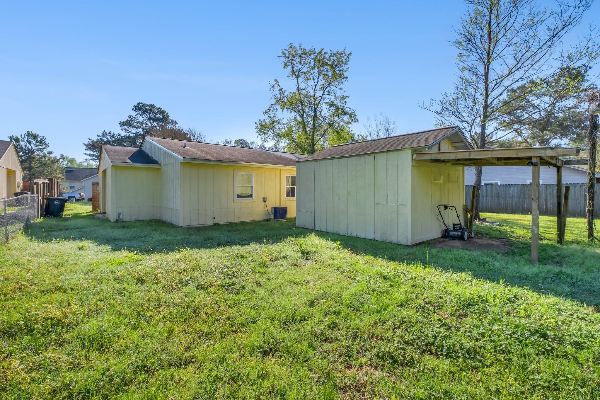 2582 Chateau Lane,TALLAHASSEE,Florida 32311,2 Bedrooms Bedrooms,1 BathroomBathrooms,Townhouse,2582 Chateau Lane,369739