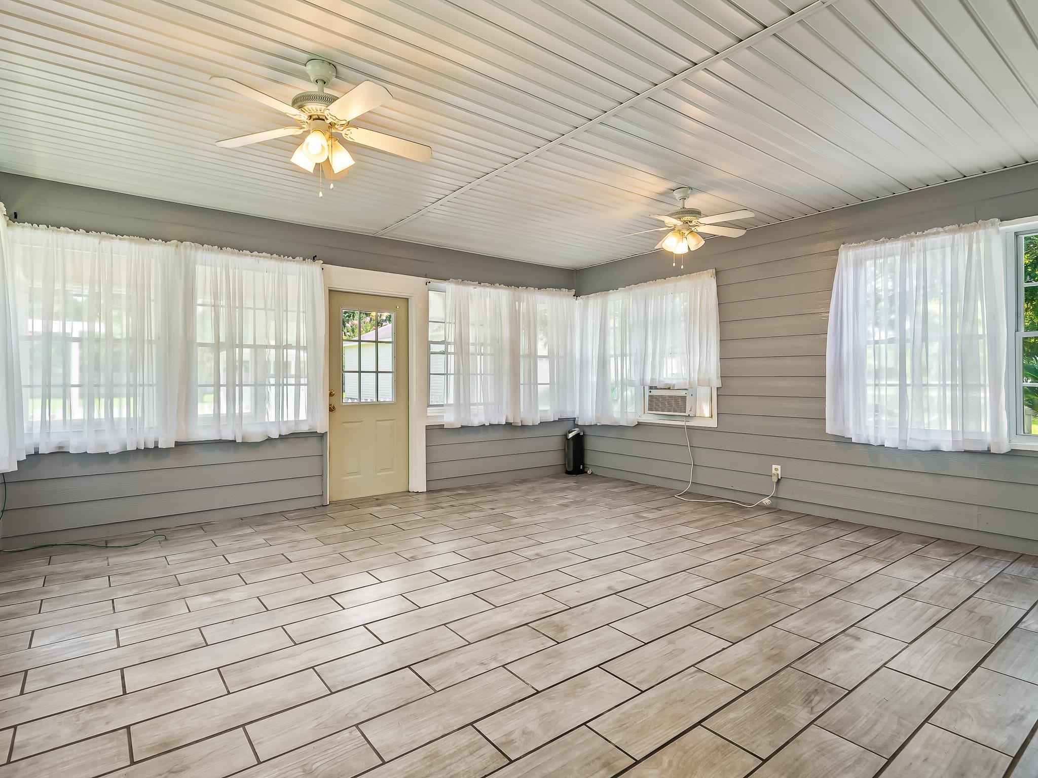 9 Crested Eagle Drive,CRAWFORDVILLE,Florida 32327,3 Bedrooms Bedrooms,2 BathroomsBathrooms,Detached single family,9 Crested Eagle Drive,362023