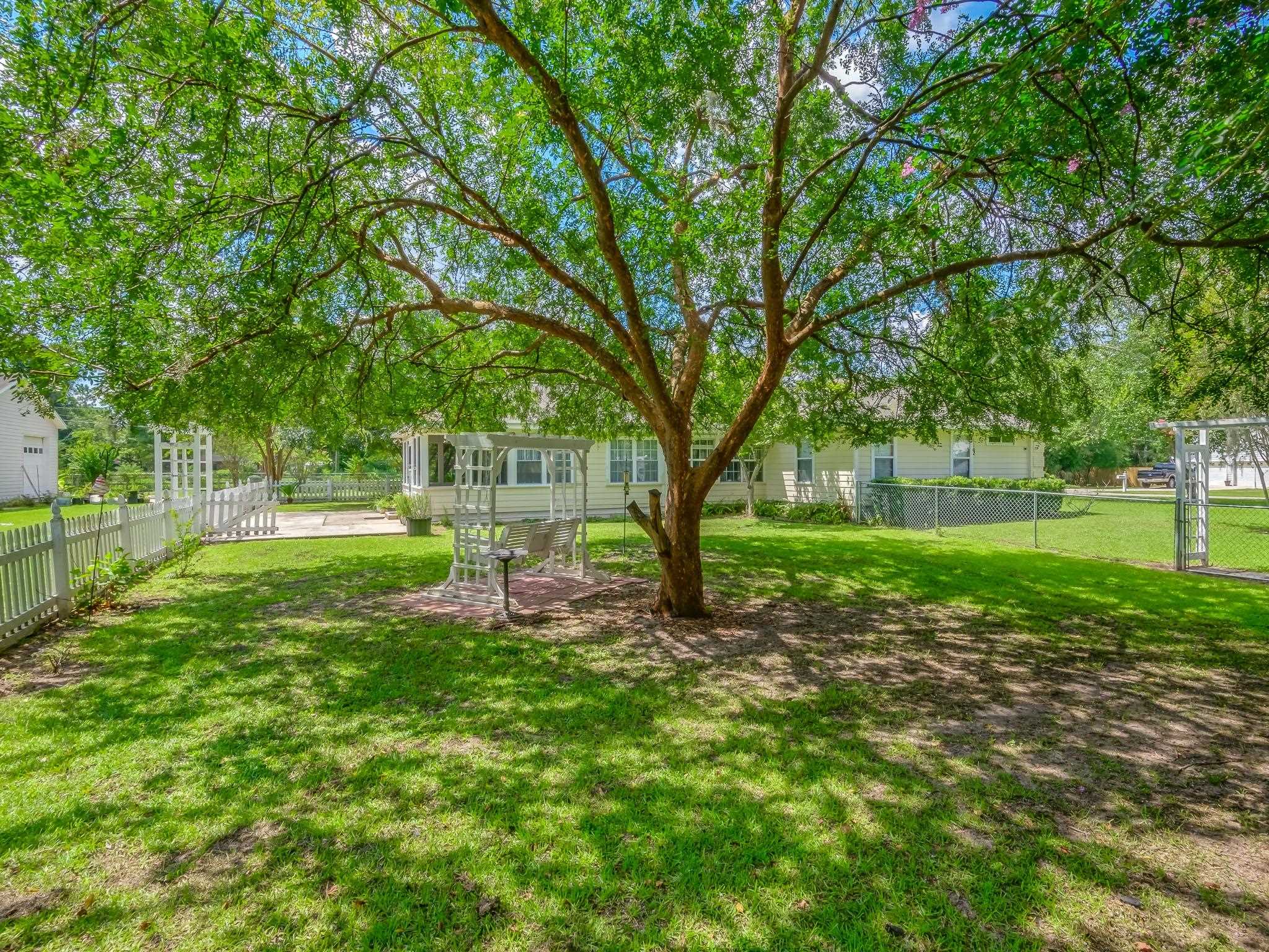 9 Crested Eagle Drive,CRAWFORDVILLE,Florida 32327,3 Bedrooms Bedrooms,2 BathroomsBathrooms,Detached single family,9 Crested Eagle Drive,362023