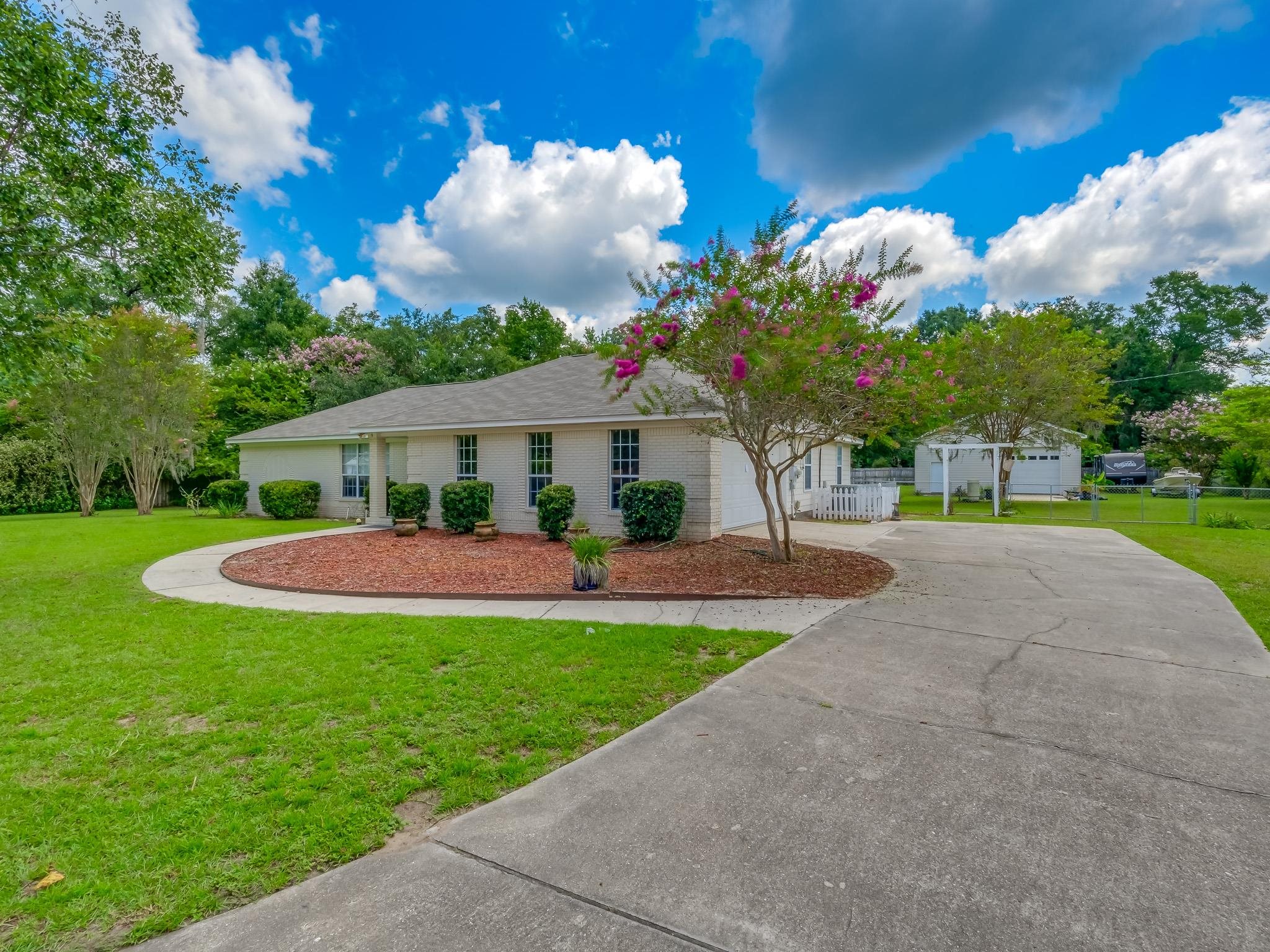 9 Crested Eagle Drive,CRAWFORDVILLE,Florida 32327,3 Bedrooms Bedrooms,2 BathroomsBathrooms,Detached single family,9 Crested Eagle Drive,362023