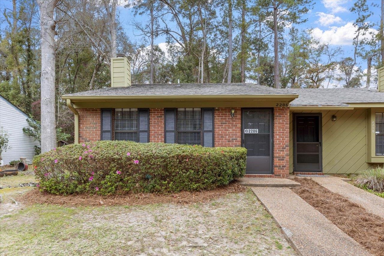 2206 Victory Garden Lane,TALLAHASSEE,Florida 32301,2 Bedrooms Bedrooms,1 BathroomBathrooms,Townhouse,2206 Victory Garden Lane,369290