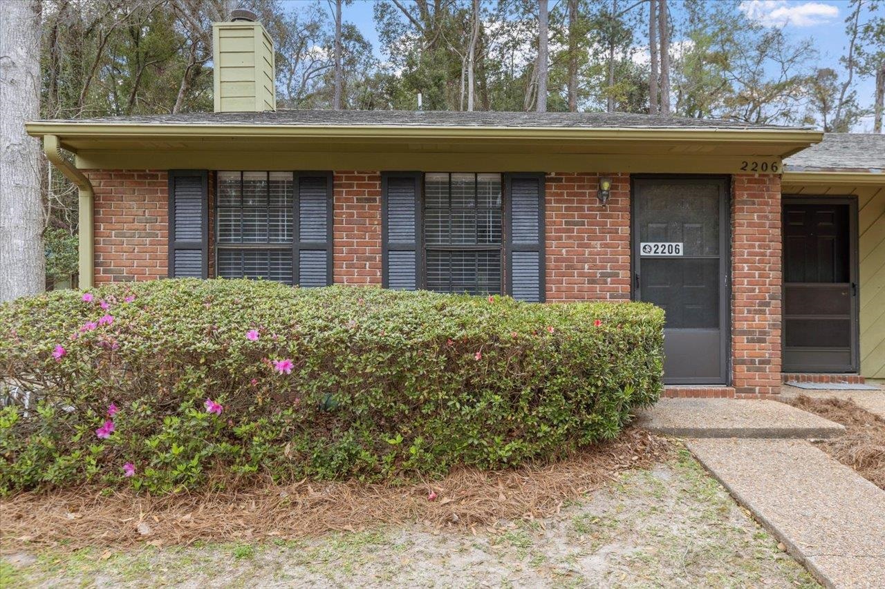 2206 Victory Garden Lane,TALLAHASSEE,Florida 32301,2 Bedrooms Bedrooms,1 BathroomBathrooms,Townhouse,2206 Victory Garden Lane,369290