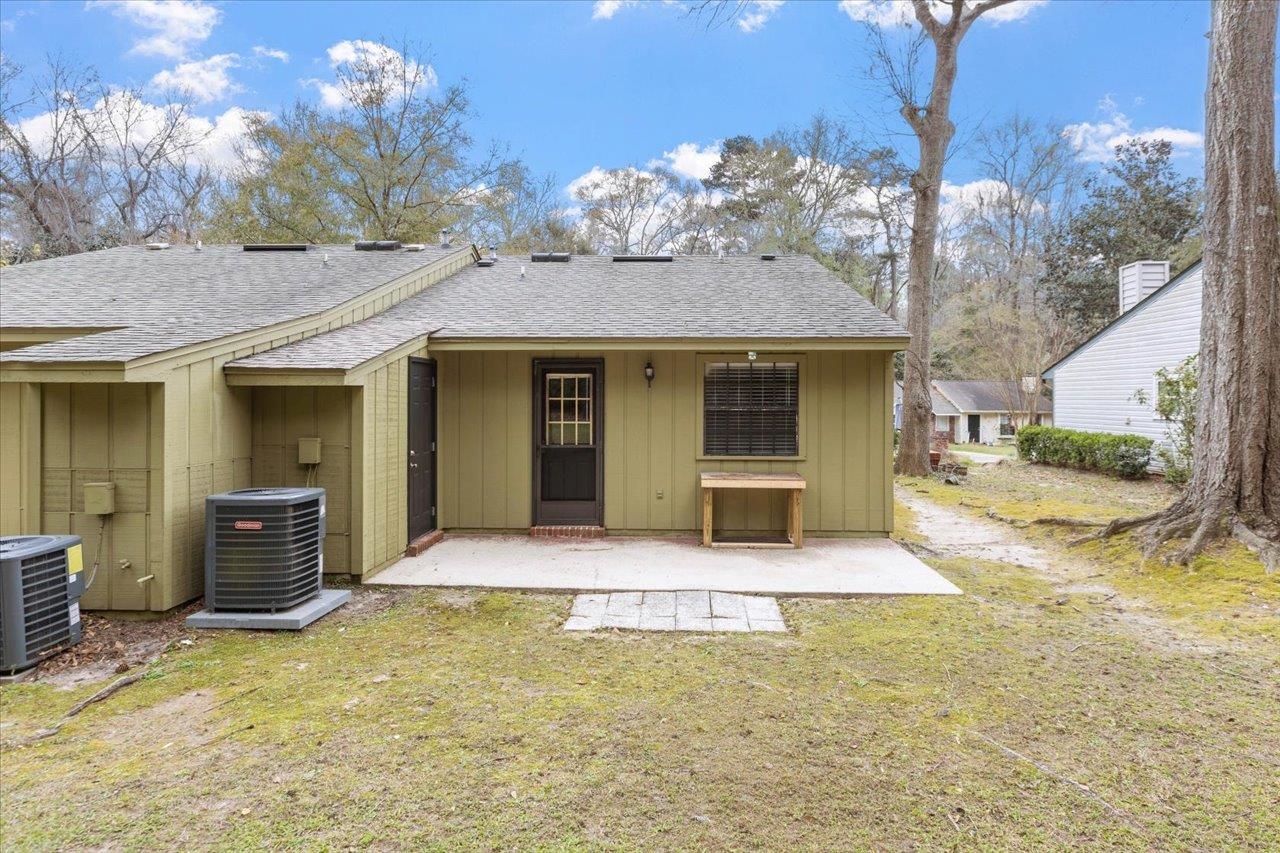 2206 Victory Garden Lane,TALLAHASSEE,Florida 32301,2 Bedrooms Bedrooms,1 BathroomBathrooms,Townhouse,2206 Victory Garden Lane,369290