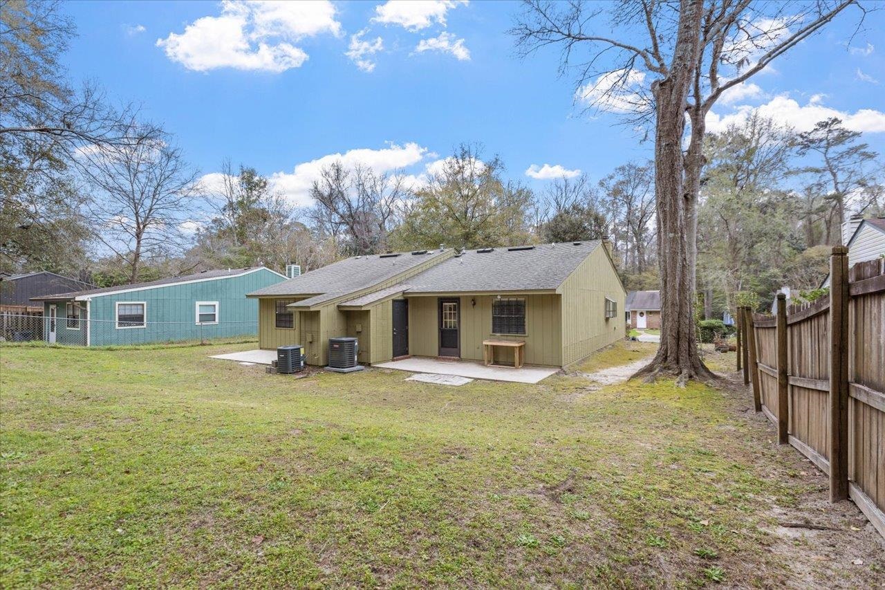 2206 Victory Garden Lane,TALLAHASSEE,Florida 32301,2 Bedrooms Bedrooms,1 BathroomBathrooms,Townhouse,2206 Victory Garden Lane,369290