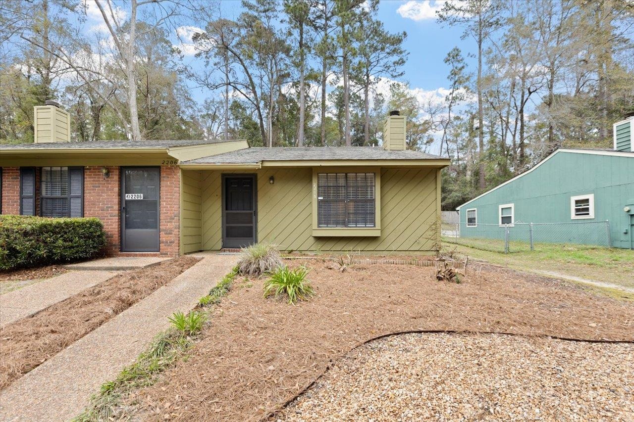 2208 Victory Garden Lane,TALLAHASSEE,Florida 32301,2 Bedrooms Bedrooms,1 BathroomBathrooms,Townhouse,2208 Victory Garden Lane,369291