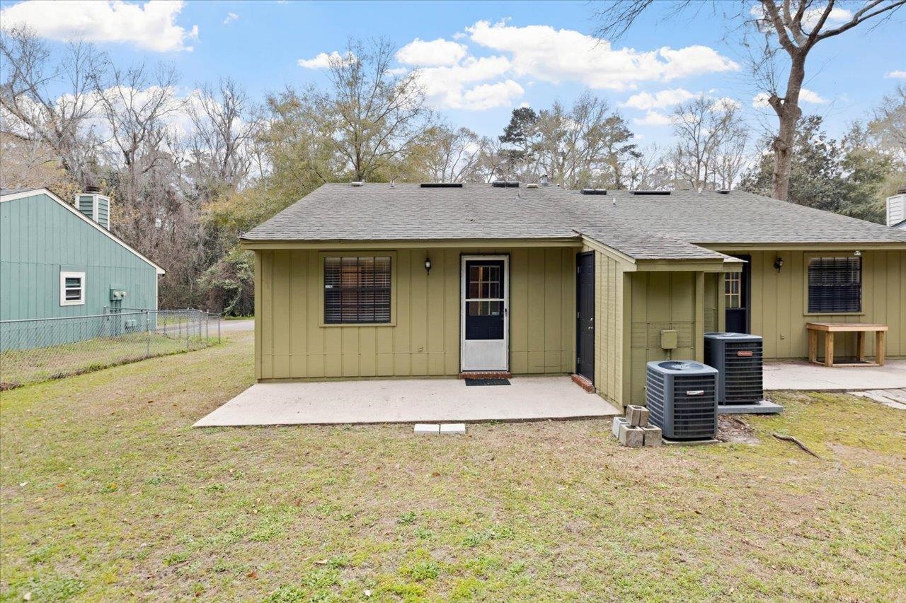 2208 Victory Garden Lane,TALLAHASSEE,Florida 32301,2 Bedrooms Bedrooms,1 BathroomBathrooms,Townhouse,2208 Victory Garden Lane,369291