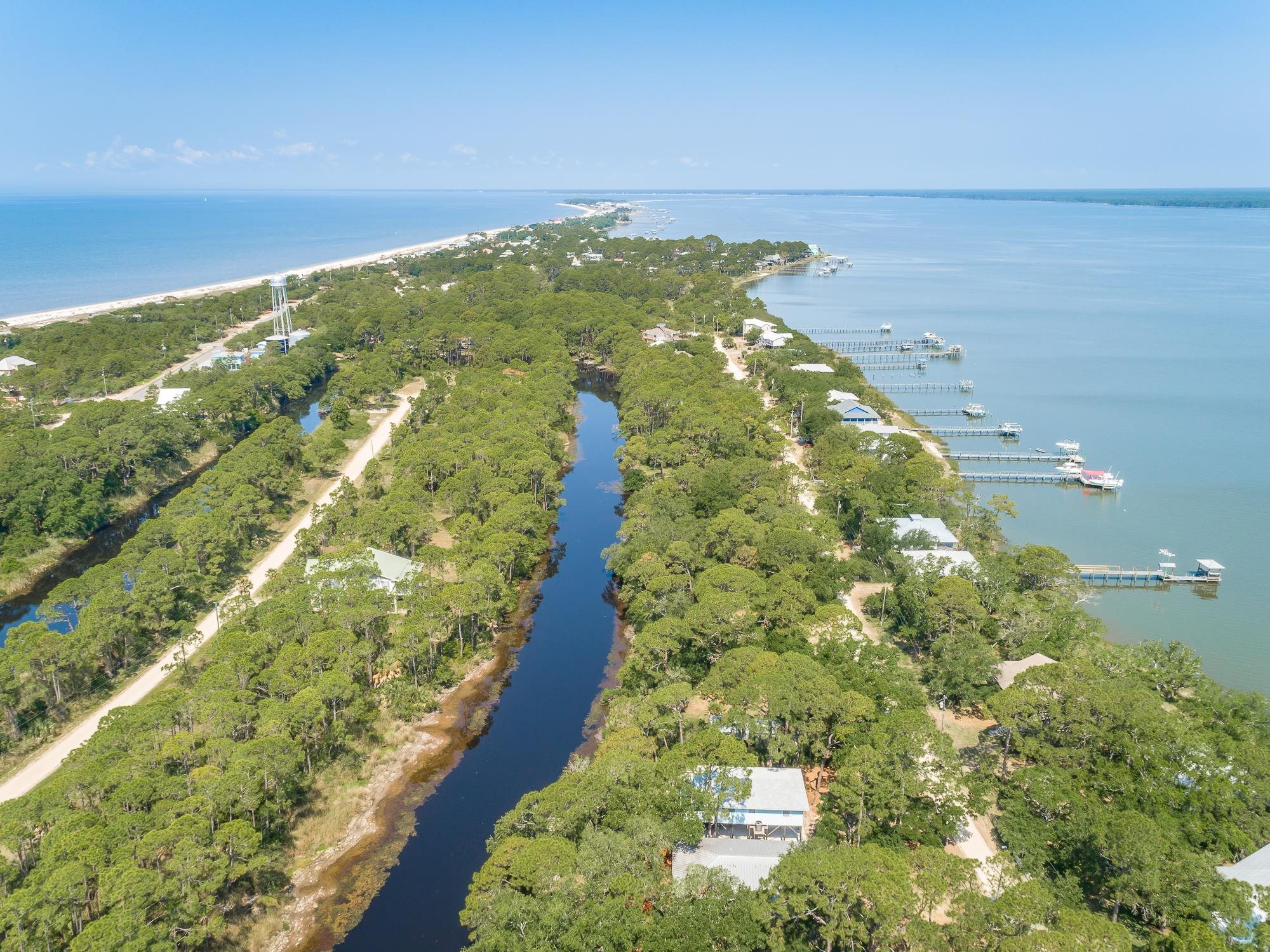 168 Harbor Circle,ALLIGATOR POINT,Florida 32346,2 Bedrooms Bedrooms,1 BathroomBathrooms,Detached single family,168 Harbor Circle,365681