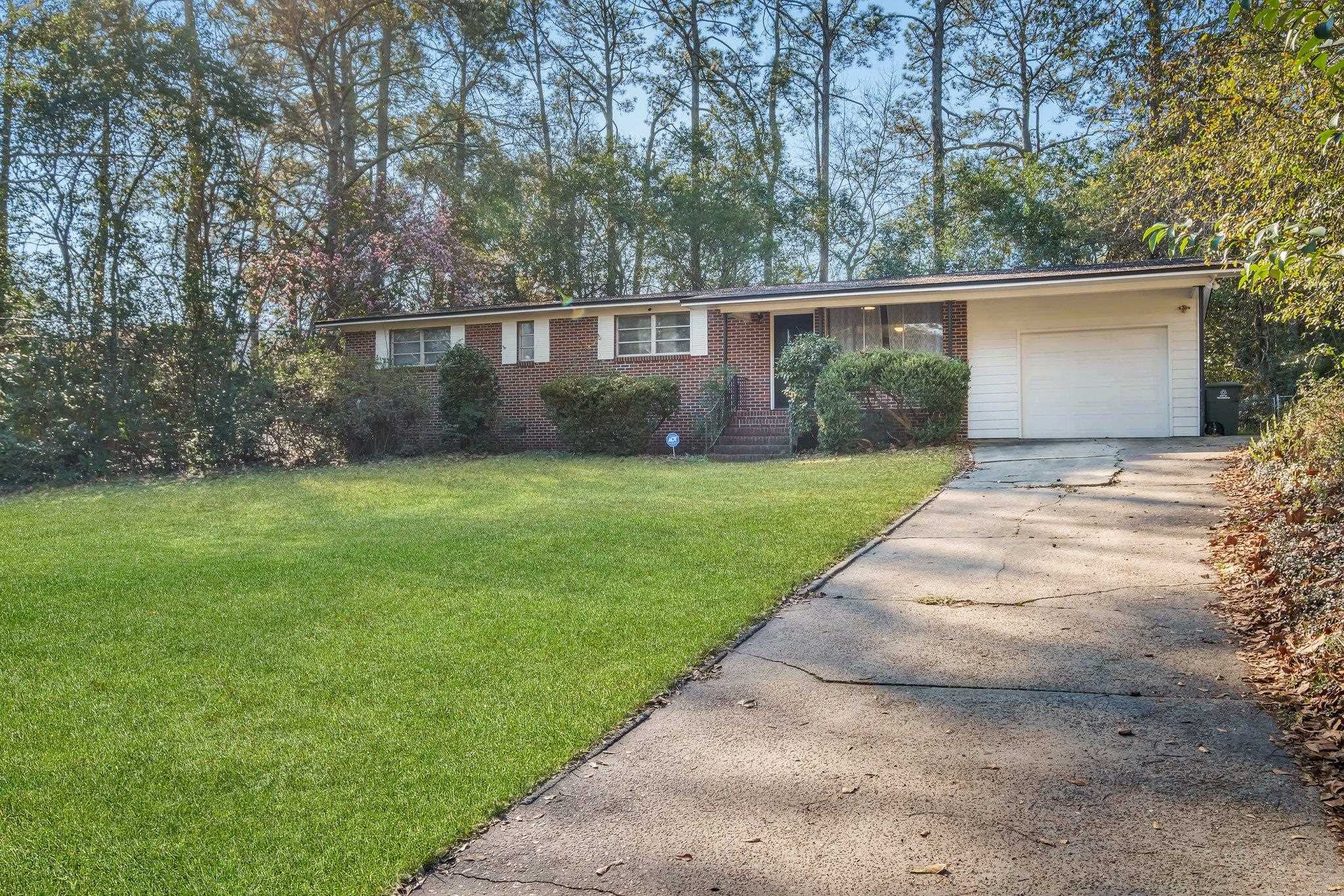 1803 Westridge Drive,TALLAHASSEE,Florida 32304,4 Bedrooms Bedrooms,2 BathroomsBathrooms,Detached single family,1803 Westridge Drive,369770