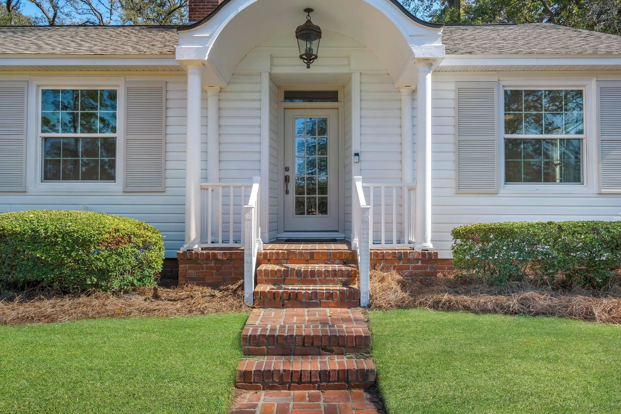 2011 Lee Avenue,TALLAHASSEE,Florida 32308,2 Bedrooms Bedrooms,3 BathroomsBathrooms,Detached single family,2011 Lee Avenue,369303