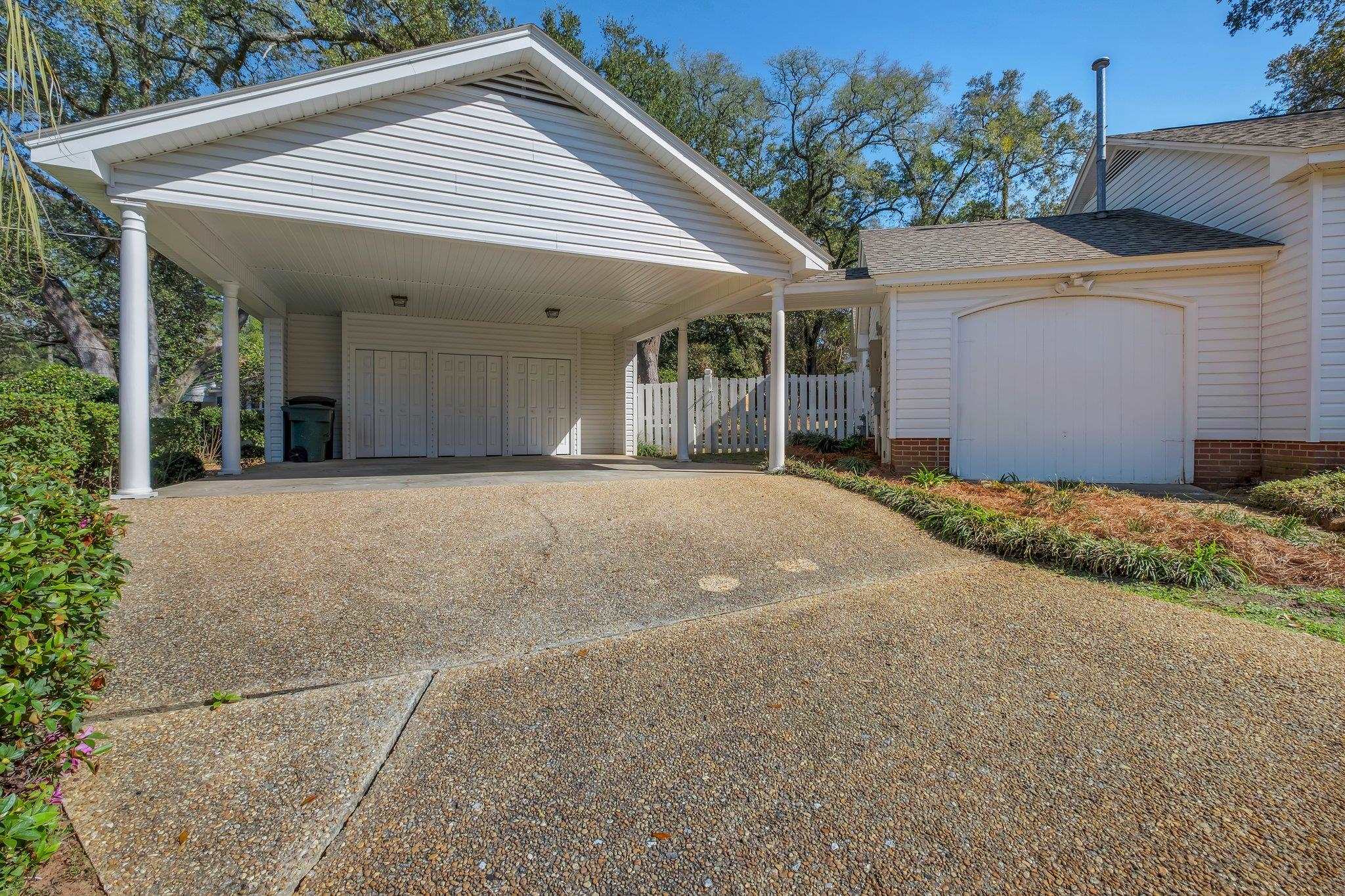 2011 Lee Avenue,TALLAHASSEE,Florida 32308,2 Bedrooms Bedrooms,3 BathroomsBathrooms,Detached single family,2011 Lee Avenue,369303