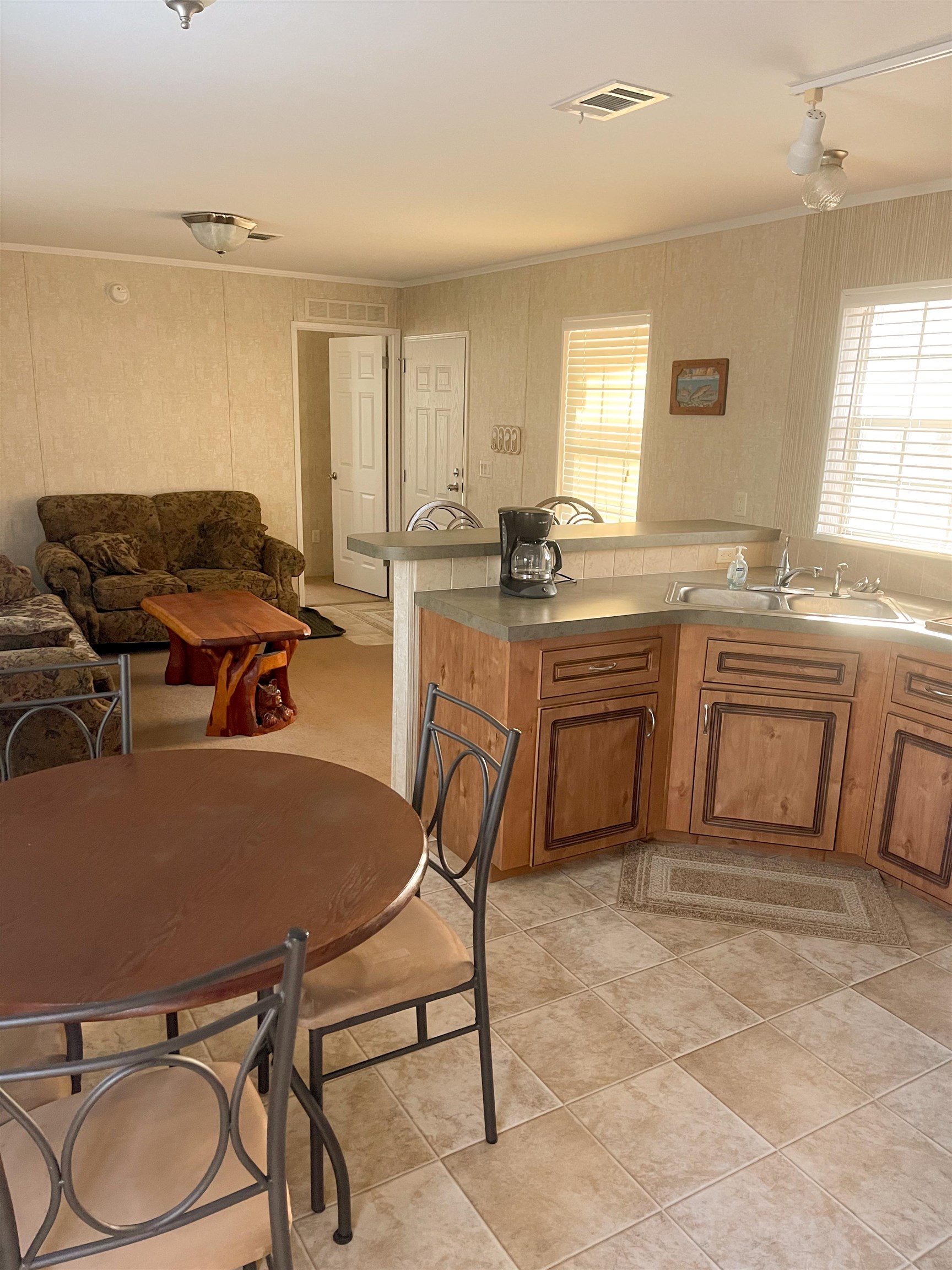 16790 E Royal Oak Drive,KEATON BEACH,Florida 32348,2 Bedrooms Bedrooms,1 BathroomBathrooms,Manuf/mobile home,16790 E Royal Oak Drive,368154