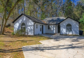 2224 Yaupon Drive,TALLAHASSEE,Florida 32303,5 Bedrooms Bedrooms,3 BathroomsBathrooms,Detached single family,2224 Yaupon Drive,368179
