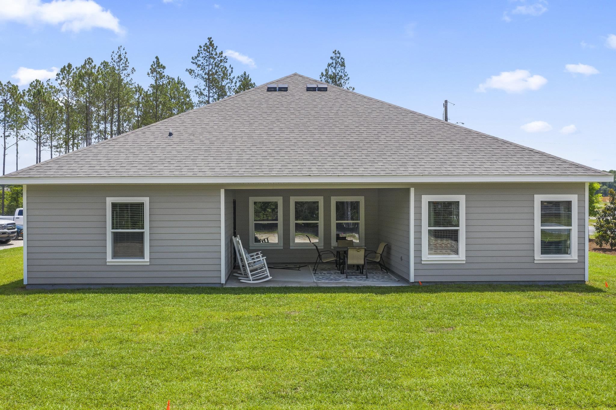 347 Golden Loop,CRAWFORDVILLE,Florida 32327,4 Bedrooms Bedrooms,3 BathroomsBathrooms,Detached single family,347 Golden Loop,369335