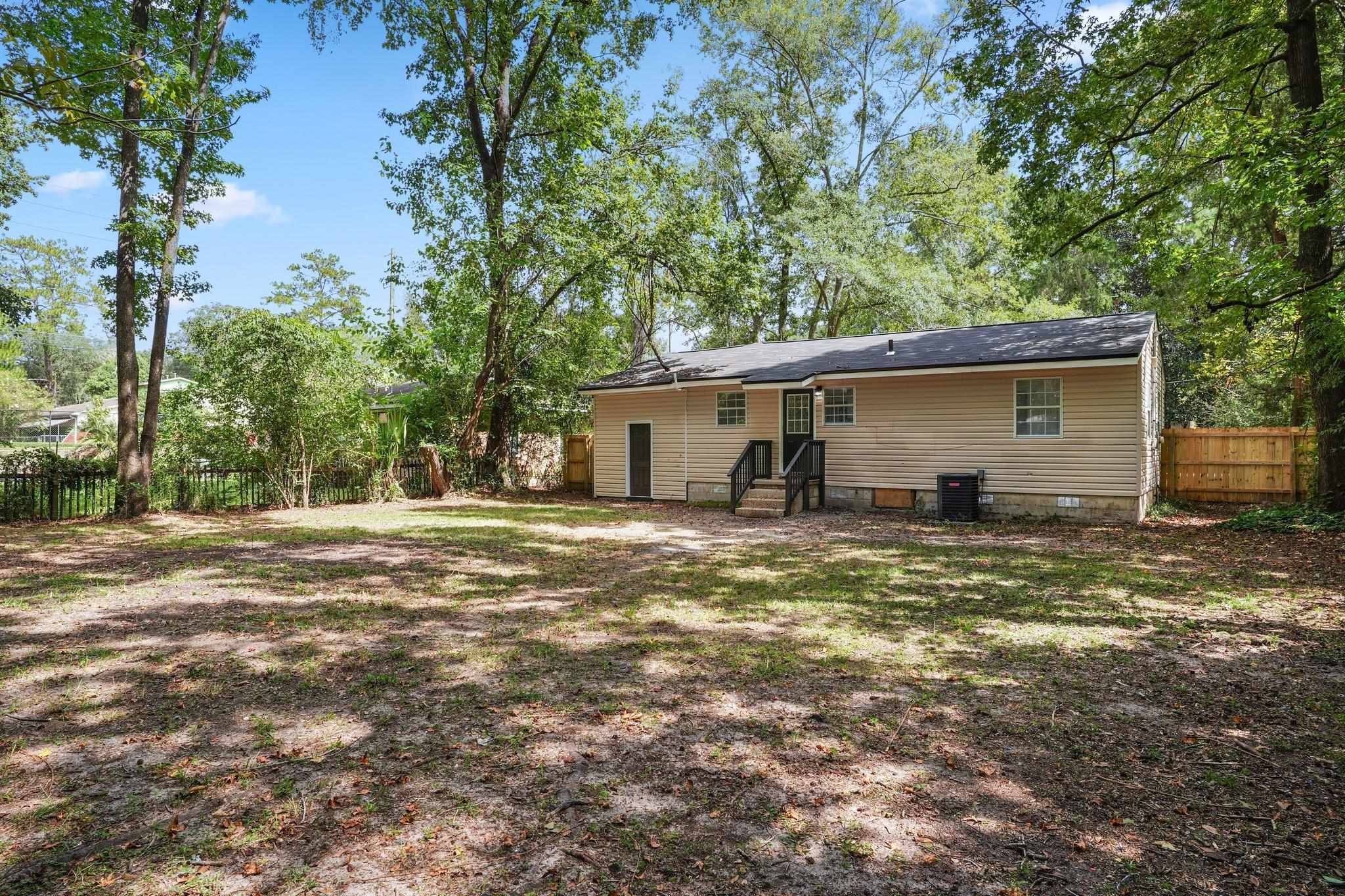 2804 Southwood Drive,TALLAHASSEE,Florida 32301,4 Bedrooms Bedrooms,1 BathroomBathrooms,Detached single family,2804 Southwood Drive,367453