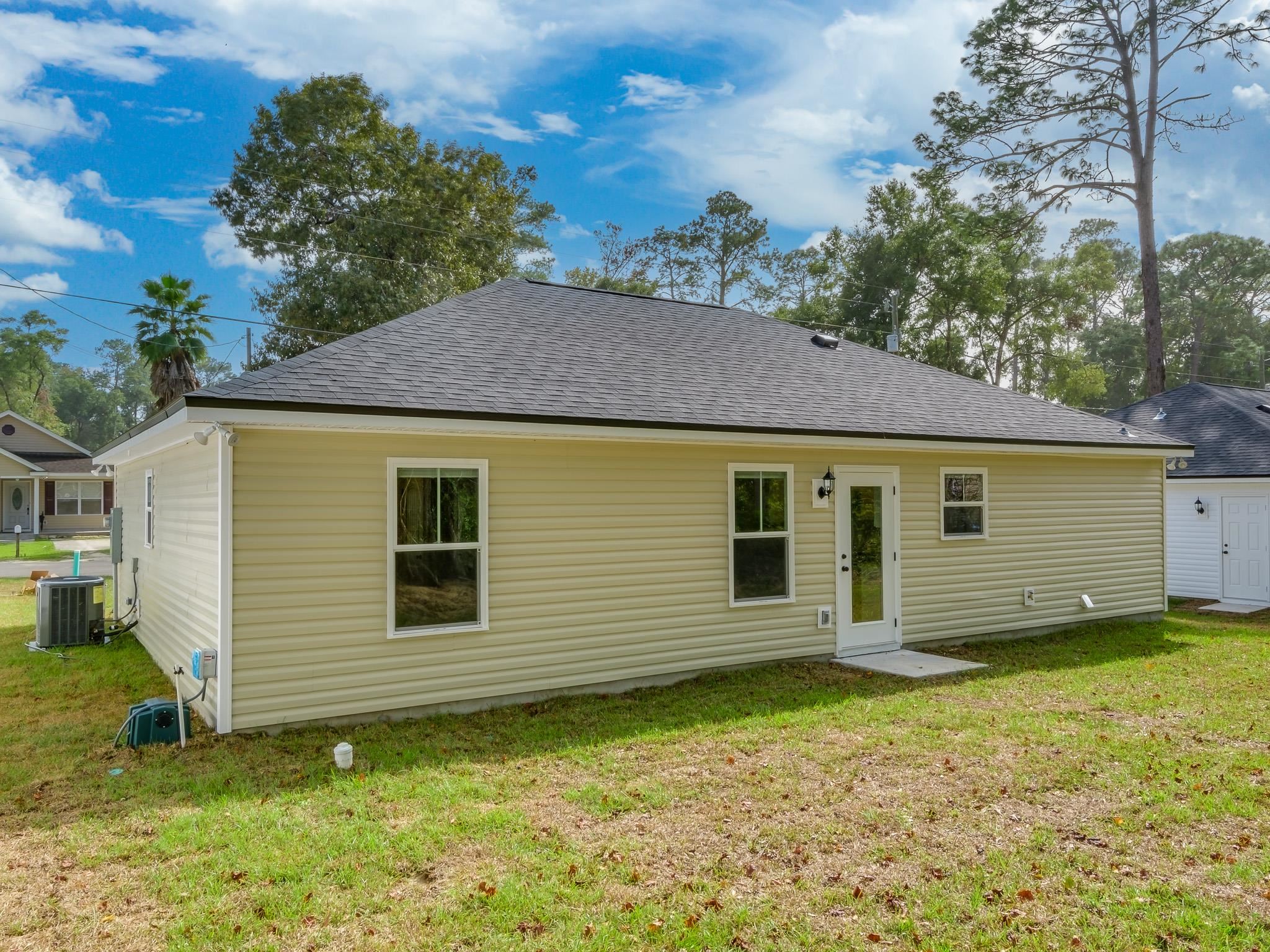 17 Duane Drive,CRAWFORDVILLE,Florida 32327,3 Bedrooms Bedrooms,2 BathroomsBathrooms,Detached single family,17 Duane Drive,368909