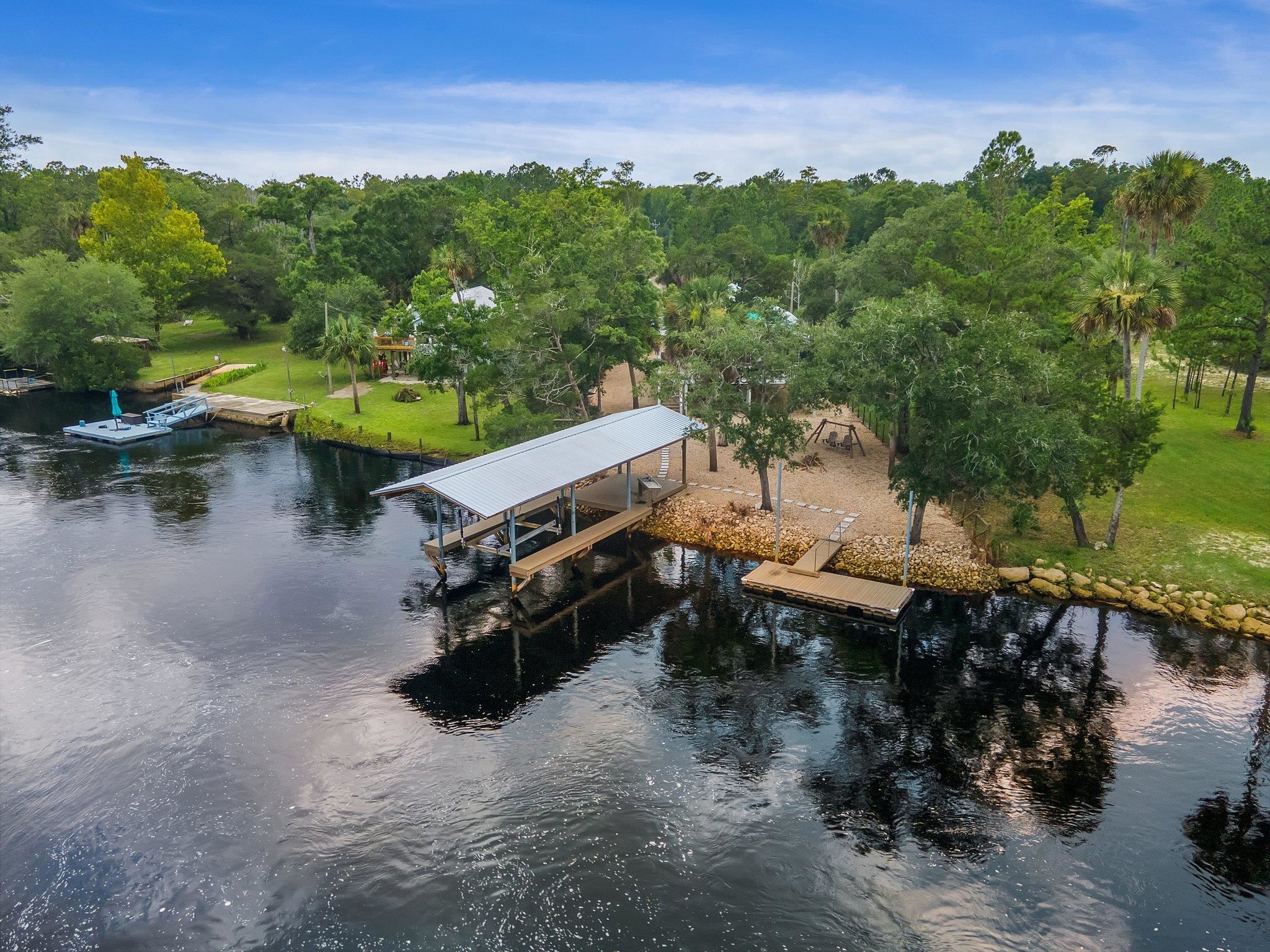 1200 NE Hwy 51,STEINHATCHEE,Florida 32359,3 Bedrooms Bedrooms,2 BathroomsBathrooms,Detached single family,1200 NE Hwy 51,368291