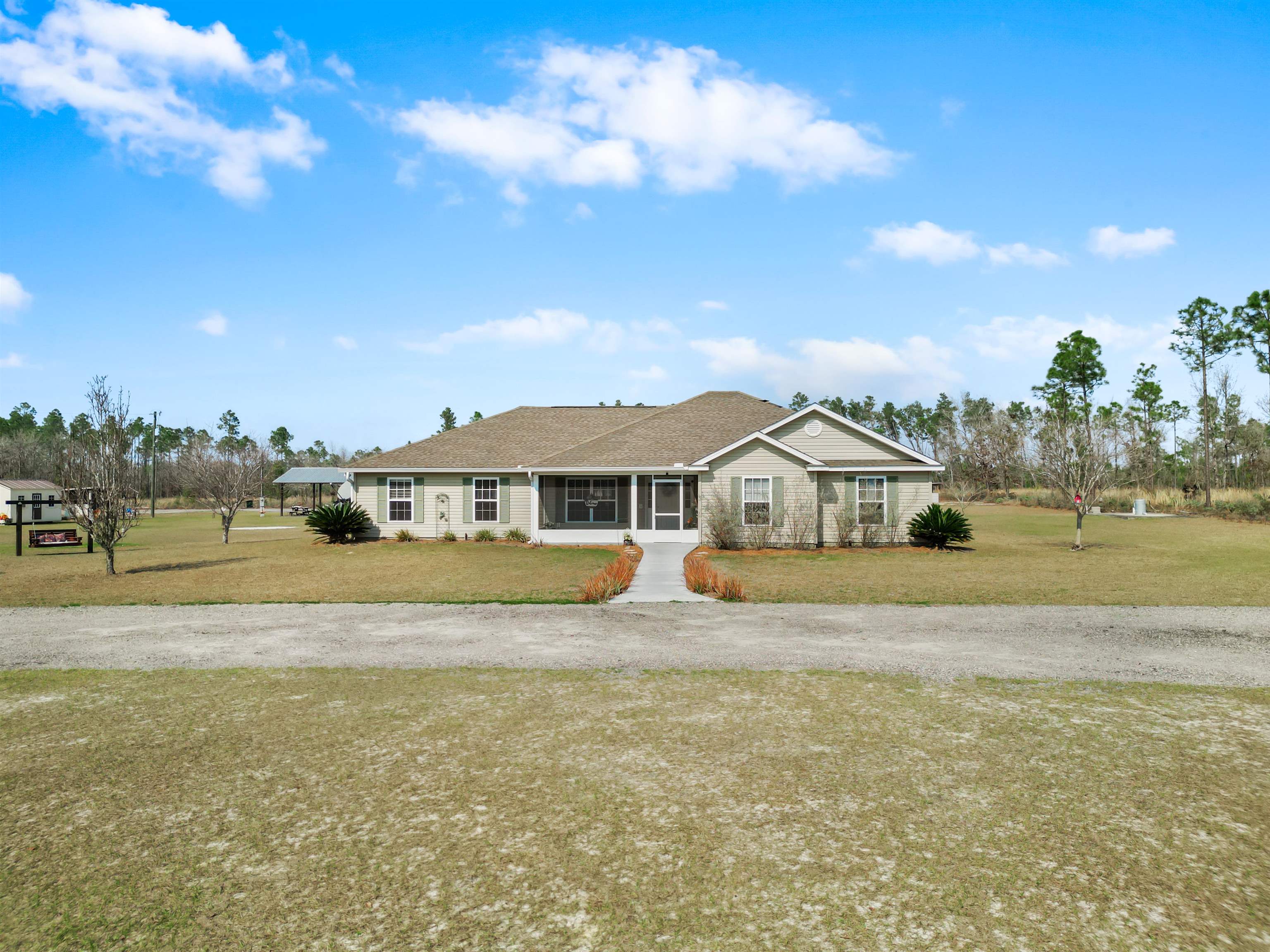 15088 NW L And H Road,BRISTOL,Florida 32321,4 Bedrooms Bedrooms,2 BathroomsBathrooms,Detached single family,15088 NW L And H Road,368916