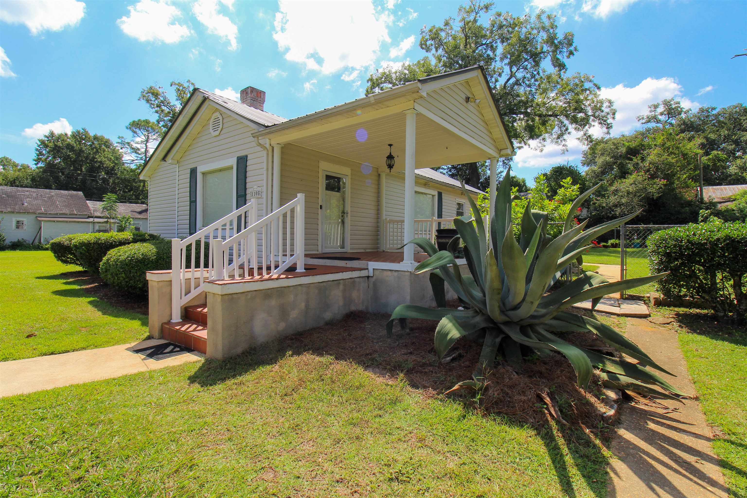 1105 W Franklin Street,QUINCY,Florida 32351,3 Bedrooms Bedrooms,2 BathroomsBathrooms,Detached single family,1105 W Franklin Street,363420