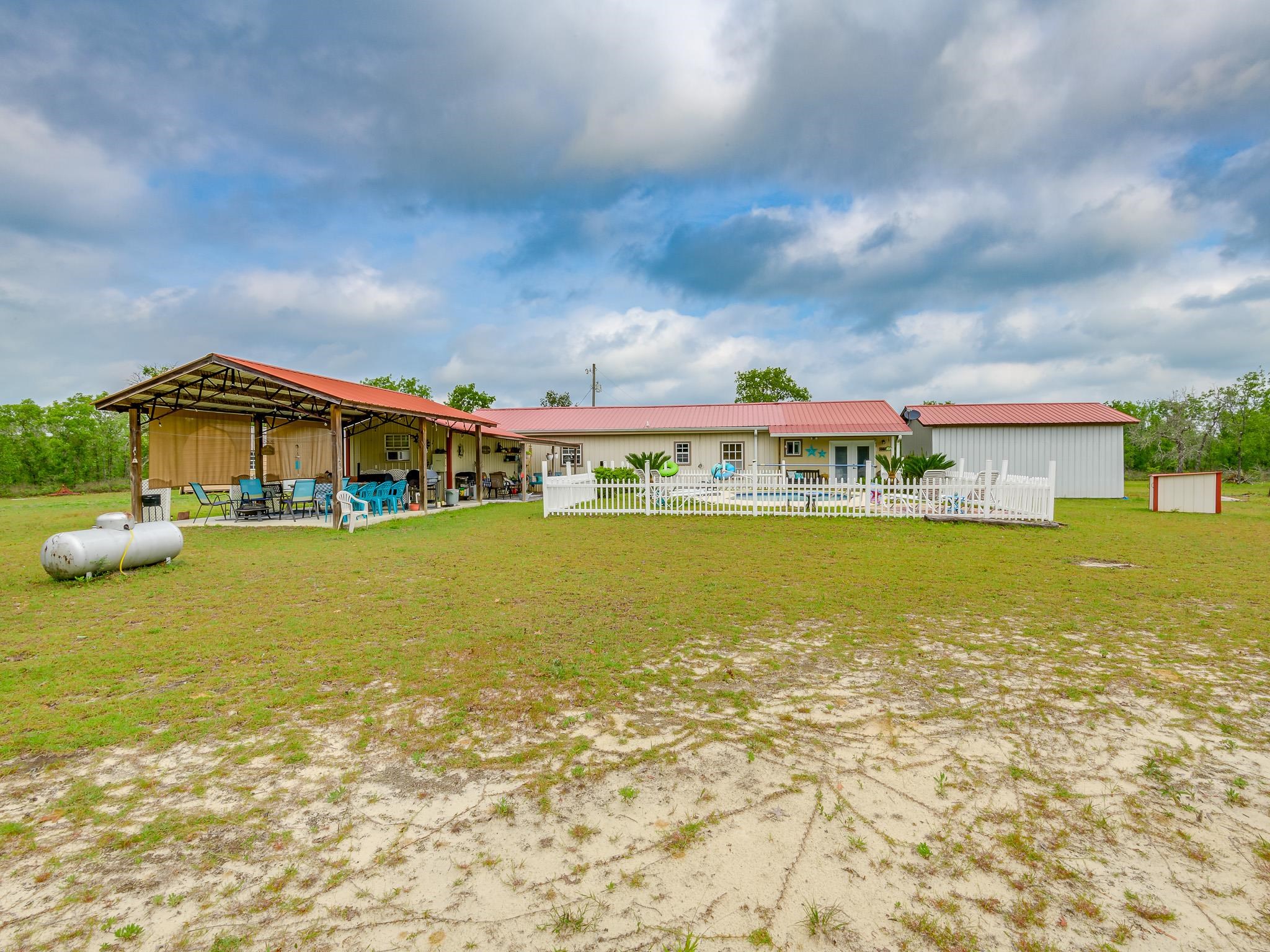 19747 NW Westerfield Road,ALTHA,Florida 32421,2 Bedrooms Bedrooms,2 BathroomsBathrooms,Detached single family,19747 NW Westerfield Road,367506