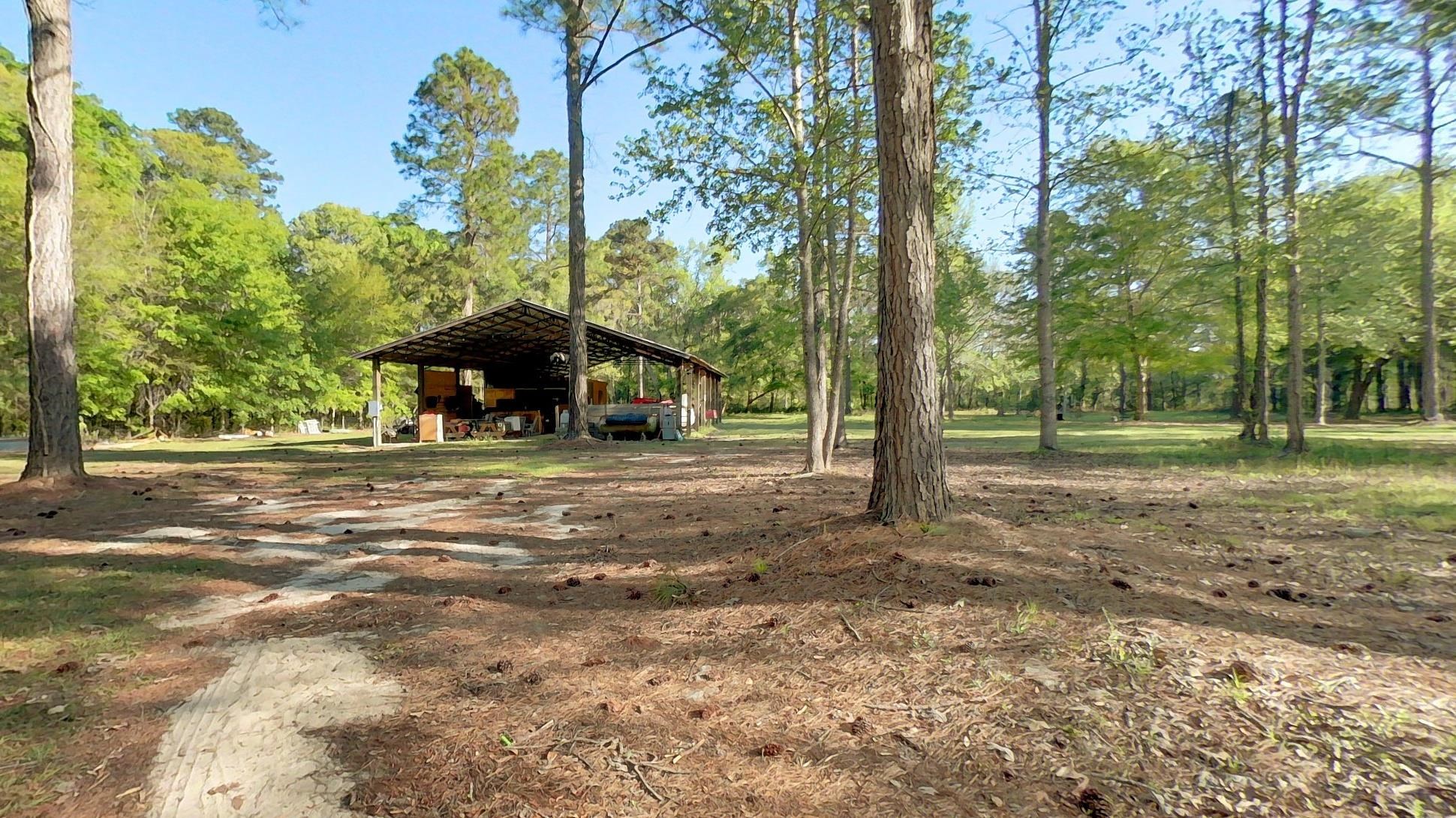 10390 Veterans Memorial Drive,TALLAHASSEE,Florida 32309,4 Bedrooms Bedrooms,2 BathroomsBathrooms,Manuf/mobile home,10390 Veterans Memorial Drive,369881