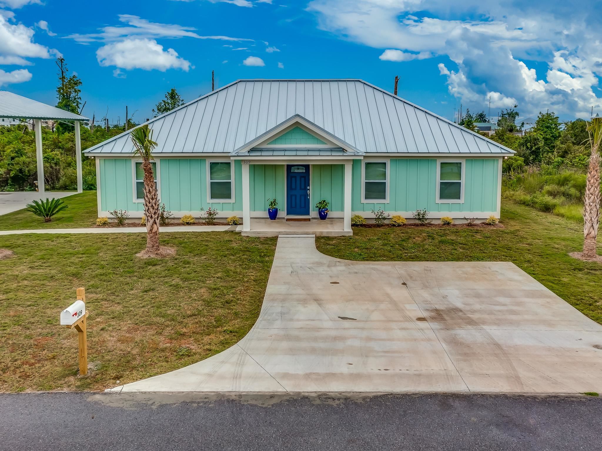 400 California Drive,MEXICO BEACH,Florida 32410,4 Bedrooms Bedrooms,3 BathroomsBathrooms,Detached single family,400 California Drive,368939