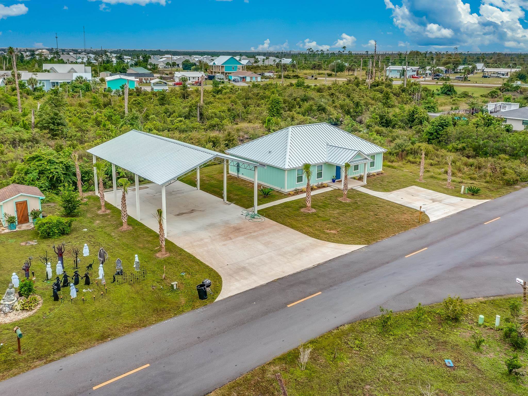 400 California Drive,MEXICO BEACH,Florida 32410,4 Bedrooms Bedrooms,3 BathroomsBathrooms,Detached single family,400 California Drive,368939