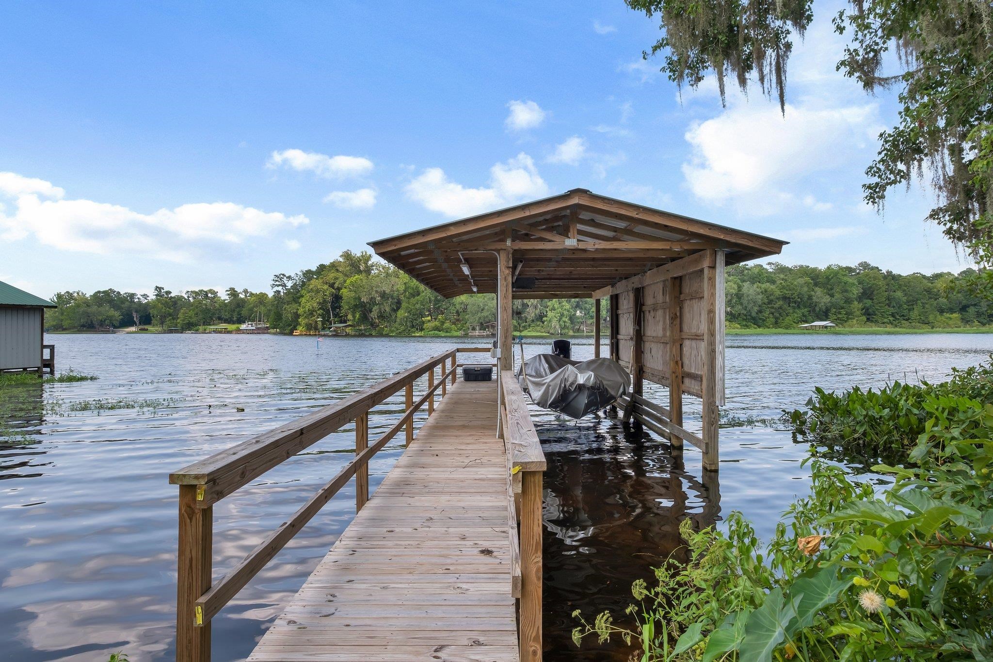 4041 Edgewater Drive,TALLAHASSEE,Florida 32310,4 Bedrooms Bedrooms,3 BathroomsBathrooms,Detached single family,4041 Edgewater Drive,368337