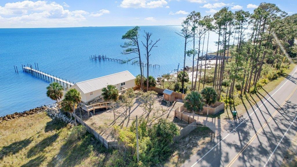 2120 Hwy 98 West,CARRABELLE,Florida 32322,3 Bedrooms Bedrooms,2 BathroomsBathrooms,Detached single family,2120 Hwy 98 West,366169