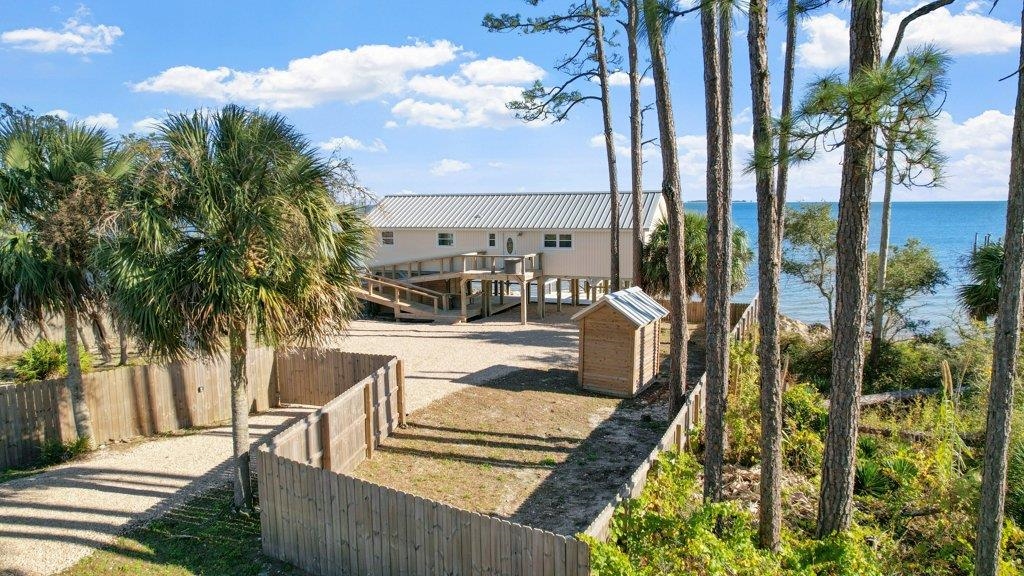 2120 Hwy 98 West,CARRABELLE,Florida 32322,3 Bedrooms Bedrooms,2 BathroomsBathrooms,Detached single family,2120 Hwy 98 West,366169