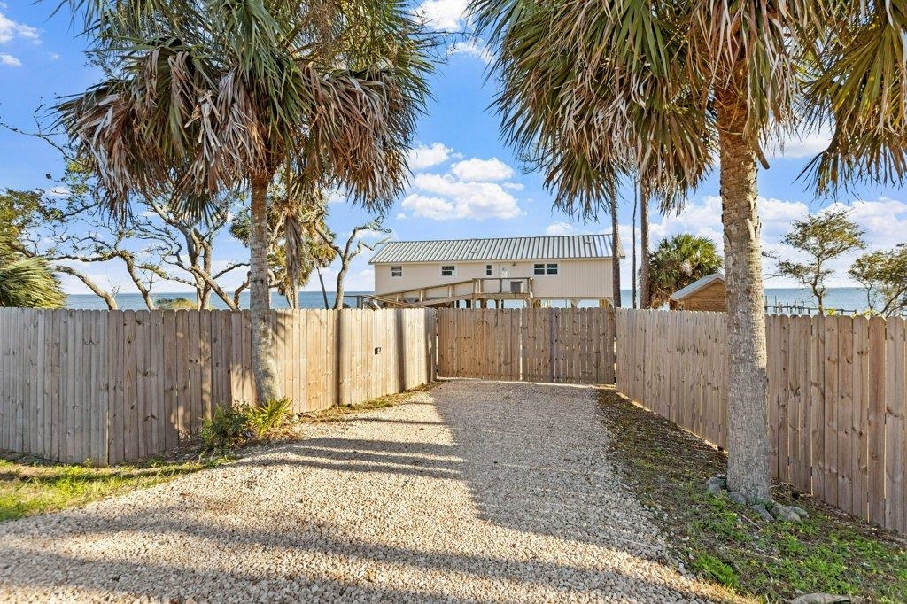 2120 Hwy 98 West,CARRABELLE,Florida 32322,3 Bedrooms Bedrooms,2 BathroomsBathrooms,Detached single family,2120 Hwy 98 West,366169