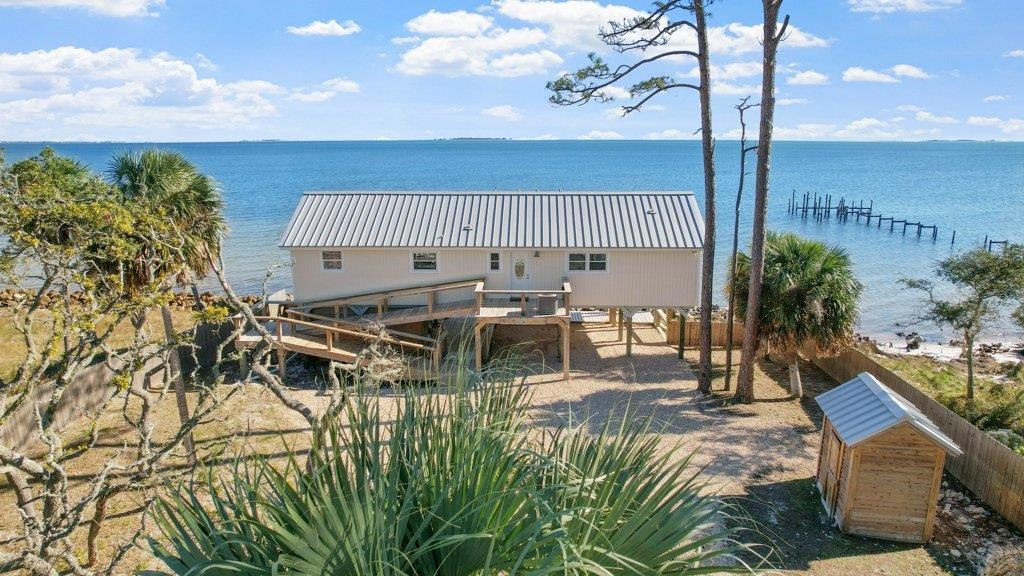 2120 Hwy 98 West,CARRABELLE,Florida 32322,3 Bedrooms Bedrooms,2 BathroomsBathrooms,Detached single family,2120 Hwy 98 West,366169